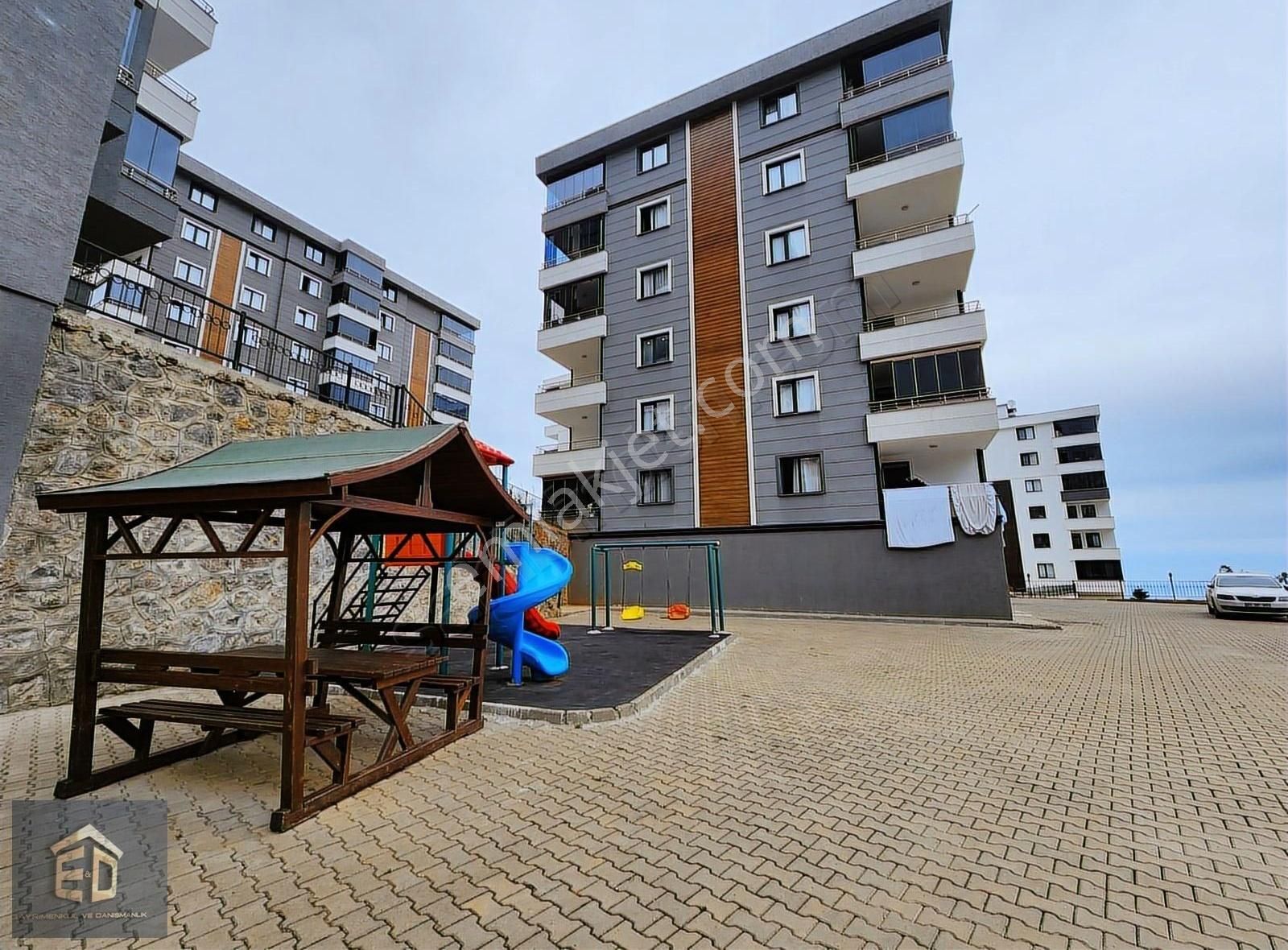 E&d Gyo'dan Trabzon Pelitli Yeşilköy'de Satılık 3+1 Daire