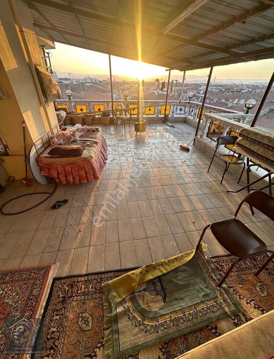 Aslan Emlak'tan Çift Girişli 5+1 Satılık Teras - Görsel 33