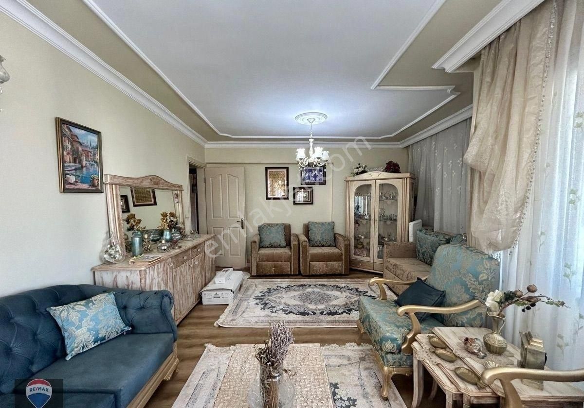 Kuşadası Ege Mahallesinde Satılık 3+1 Daire - Görsel 16