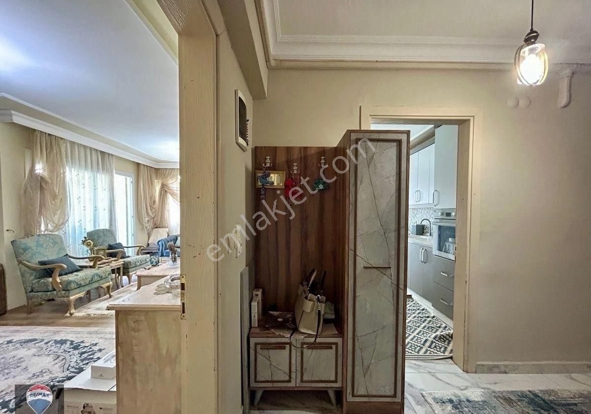 Kuşadası Ege Mahallesinde Satılık 3+1 Daire - Görsel 8