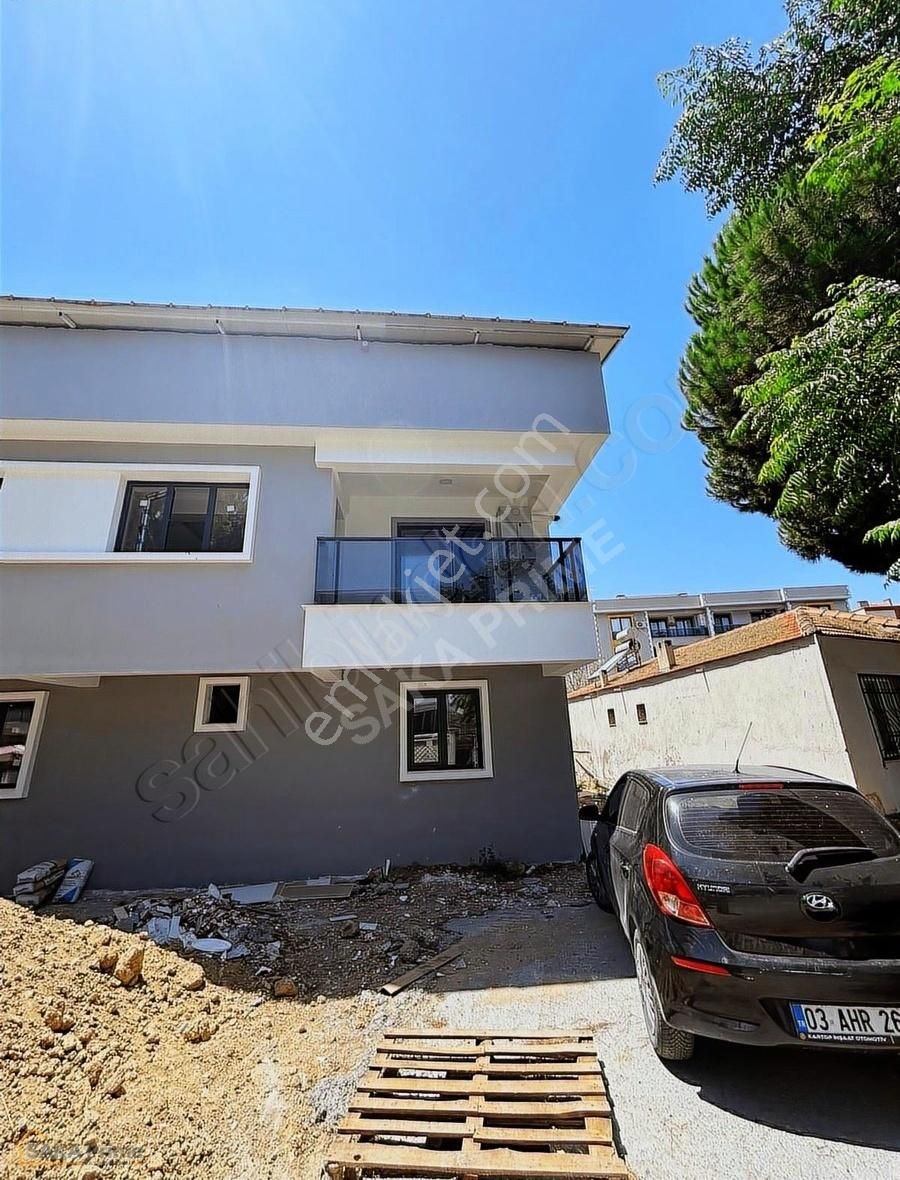 Acilll Satılık Yenişakran Bölük Mevkiinde 3+1 Satılık Dubleks