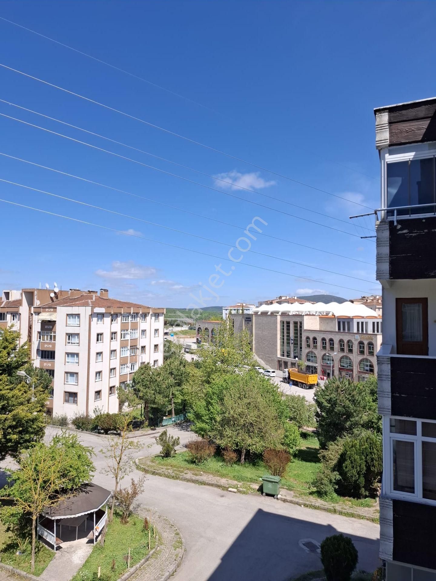 Akra Gayrimenkulden İlimtepe 2.etapta Konbili Arakat 3+1 Daire