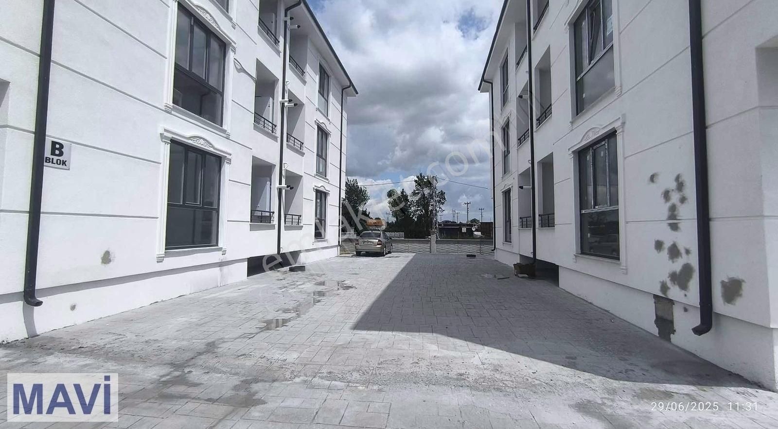 Remax Mavi Cansu Soy'dan Arifiye Hanlı'da Kiralık 2+1 Daire