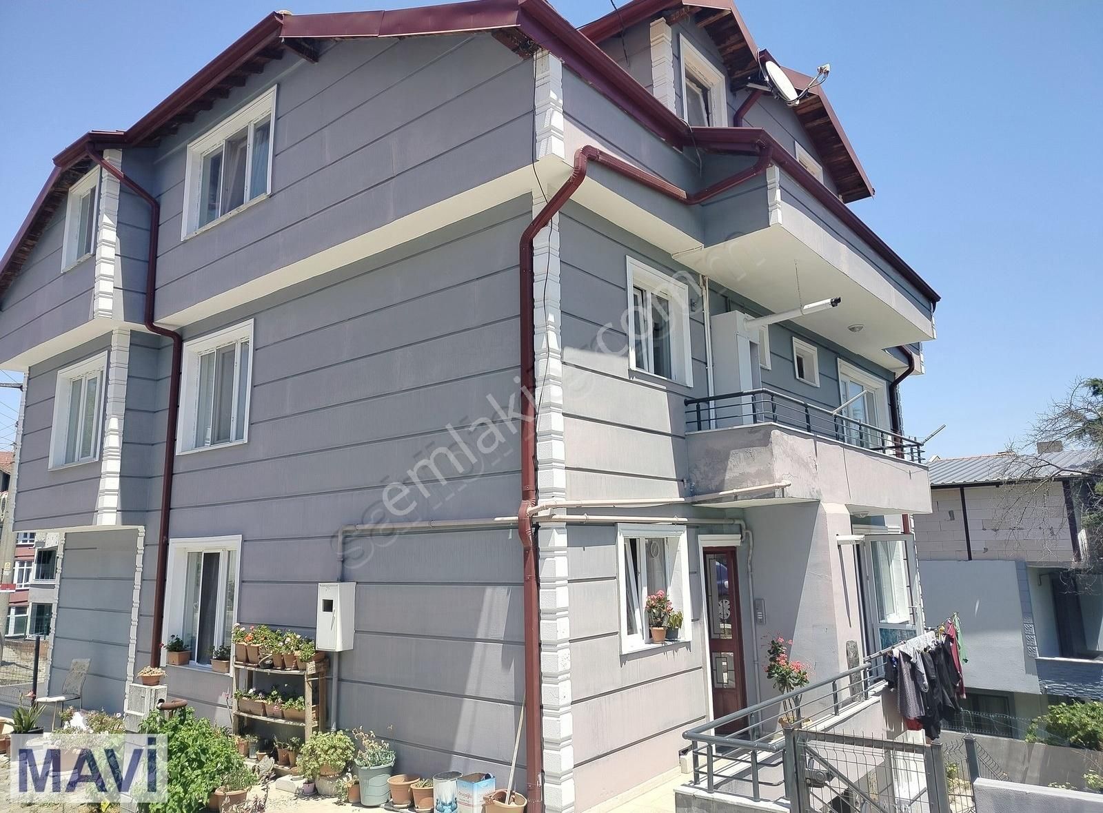 Remaxhaticeyıldız Adapazarı Maltepe Bahçekullanım Müstakil3+1