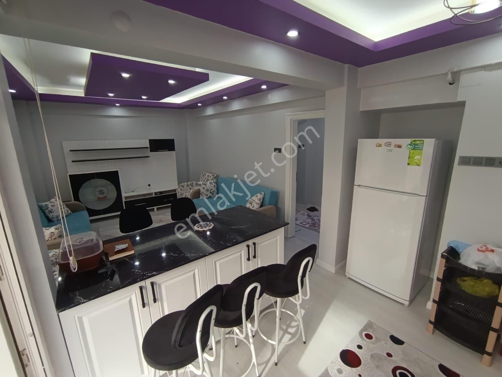 Ulugazi Mahallesinde İci Sıfır Yapılı Satılık Daire