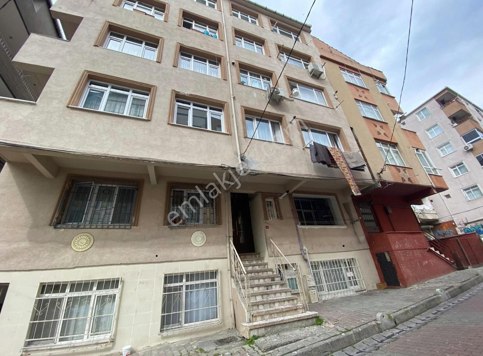 Karataş Emlak Tan Çobançeşmede 2+1 85 M2 Süper Ara Kat