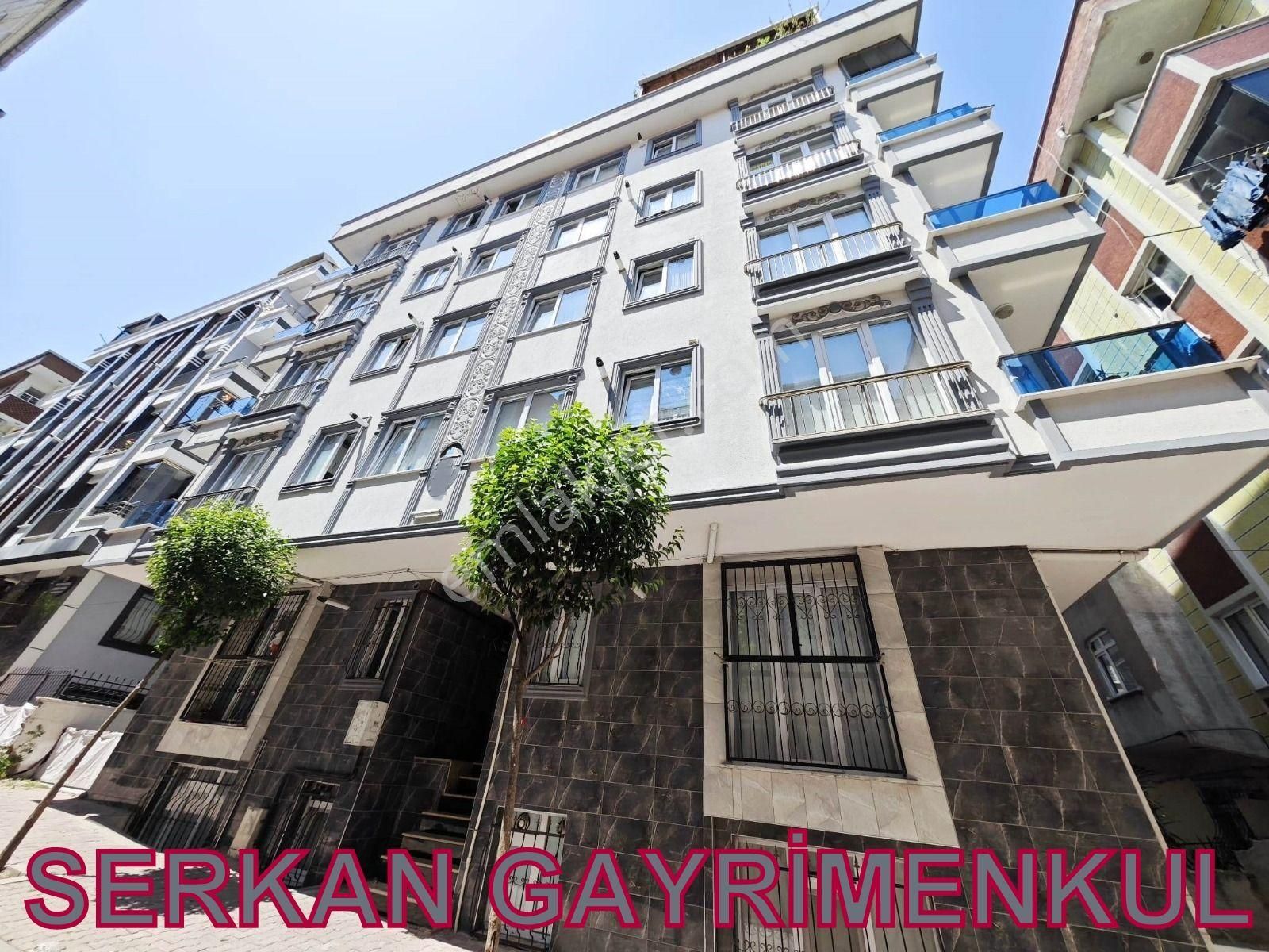Serkan Gayrimenkulden Bahçelievler Zafer Mahallesinde 7 Yıllık 2+1 85 Metre Daire 3.kat Güney Cepe