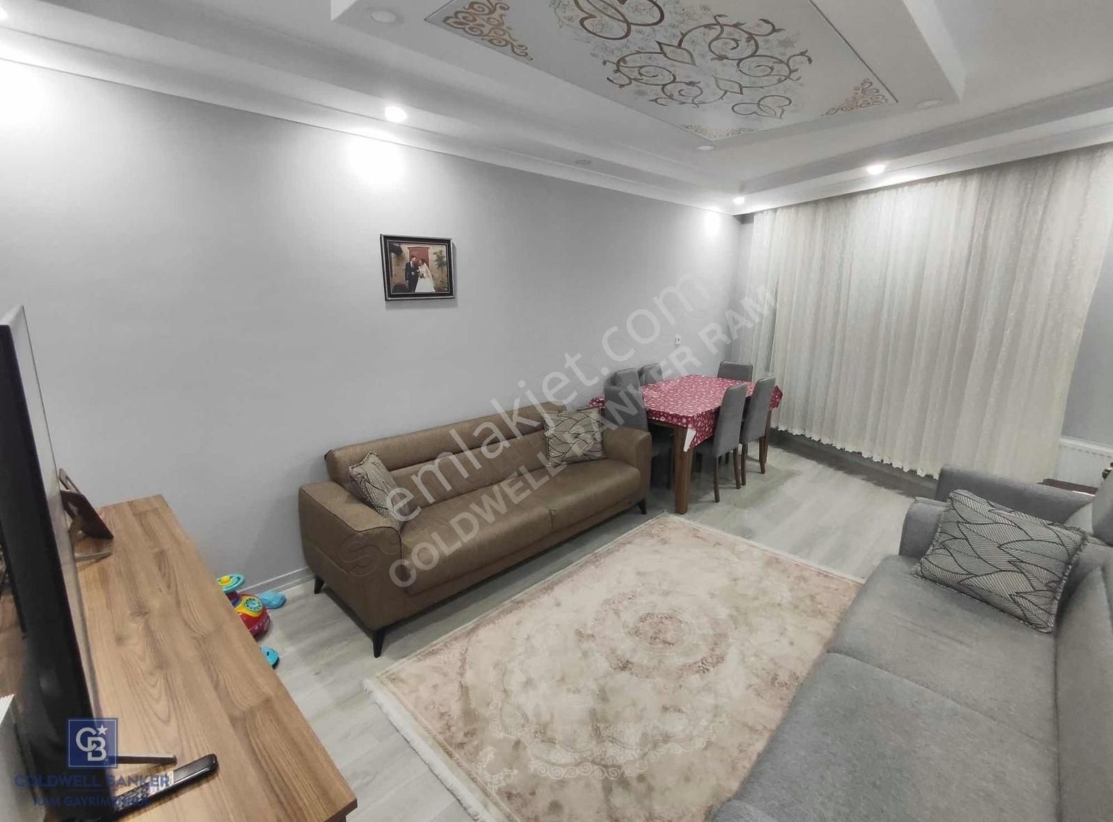 Arnavutköy Anadolu Mah.satılık Cadde Cephe 2+1 Daire