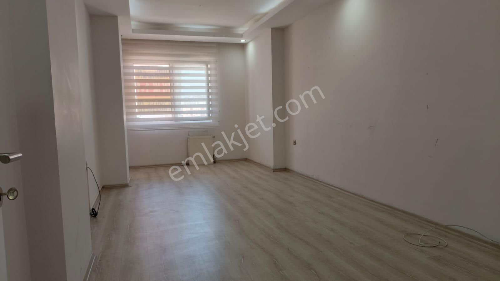 Güvensoy Dan Konyaaltı Lıman Mah Satılık 1+1denıze 4 Dk