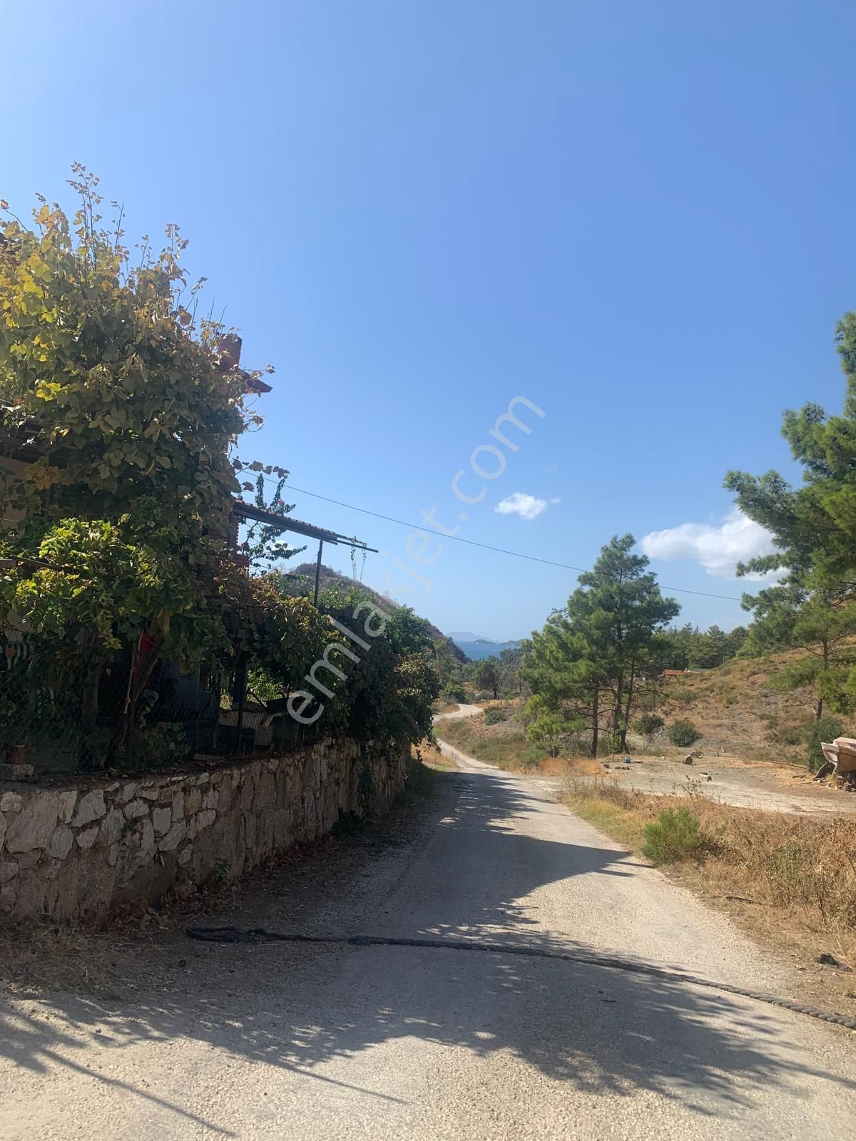 Kiralık 2+1 Eşyalı Müstakil Bahçeli Ev – Hisarönü - Görsel 2