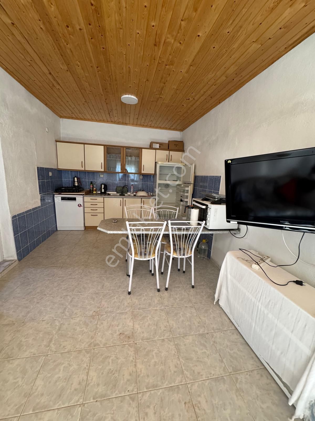 Kiralık 2+1 Eşyalı Müstakil Bahçeli Ev – Hisarönü - Görsel 5