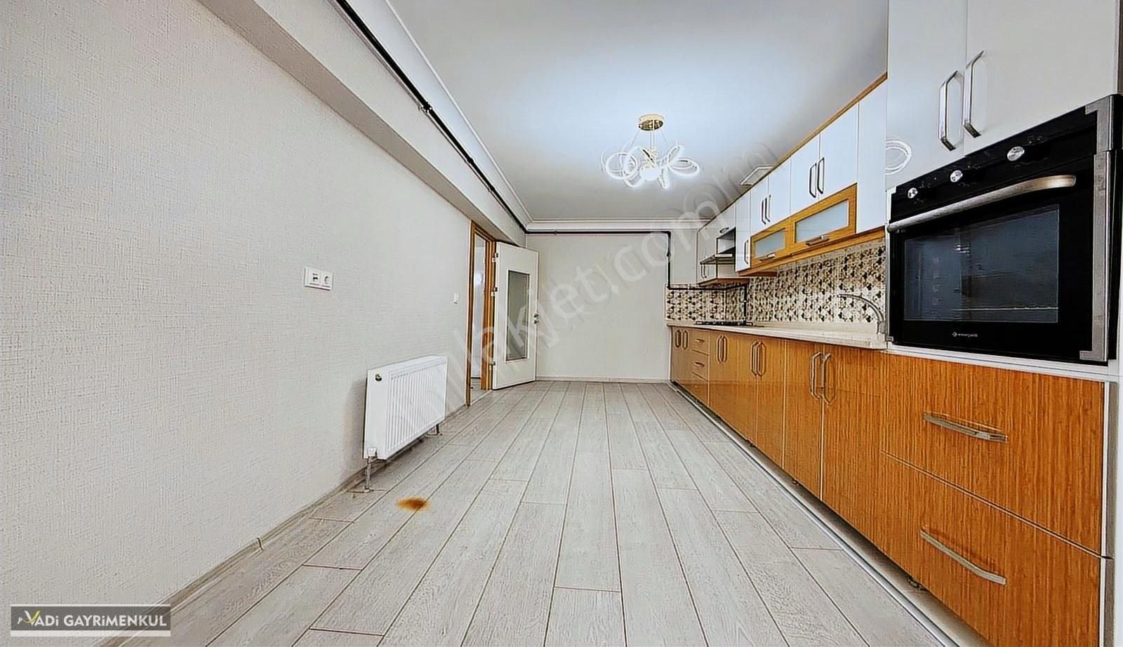 Vadi'den Karakayada İskanlı Masrafsız Cepheleri Açık 2+1 Giriş !