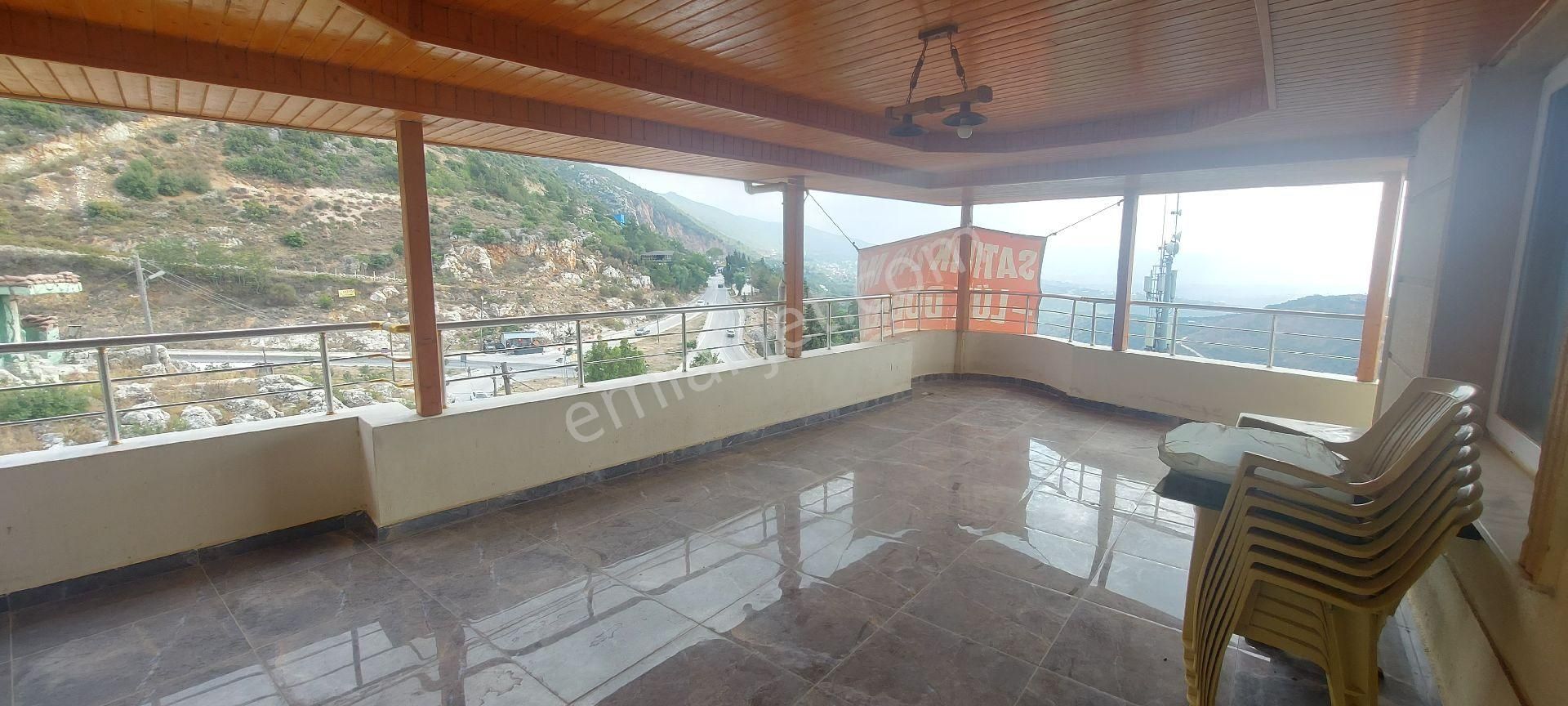 Hatay Defne Harbiyede Böyle Konumda Düblex Daire Yoktur
