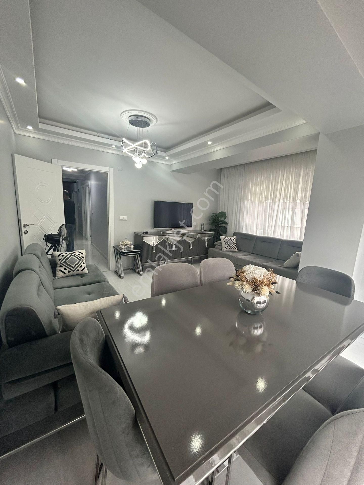 Veliefendi'de Köşe Başı 3+1 Acil Satılık Duıbleks Daire