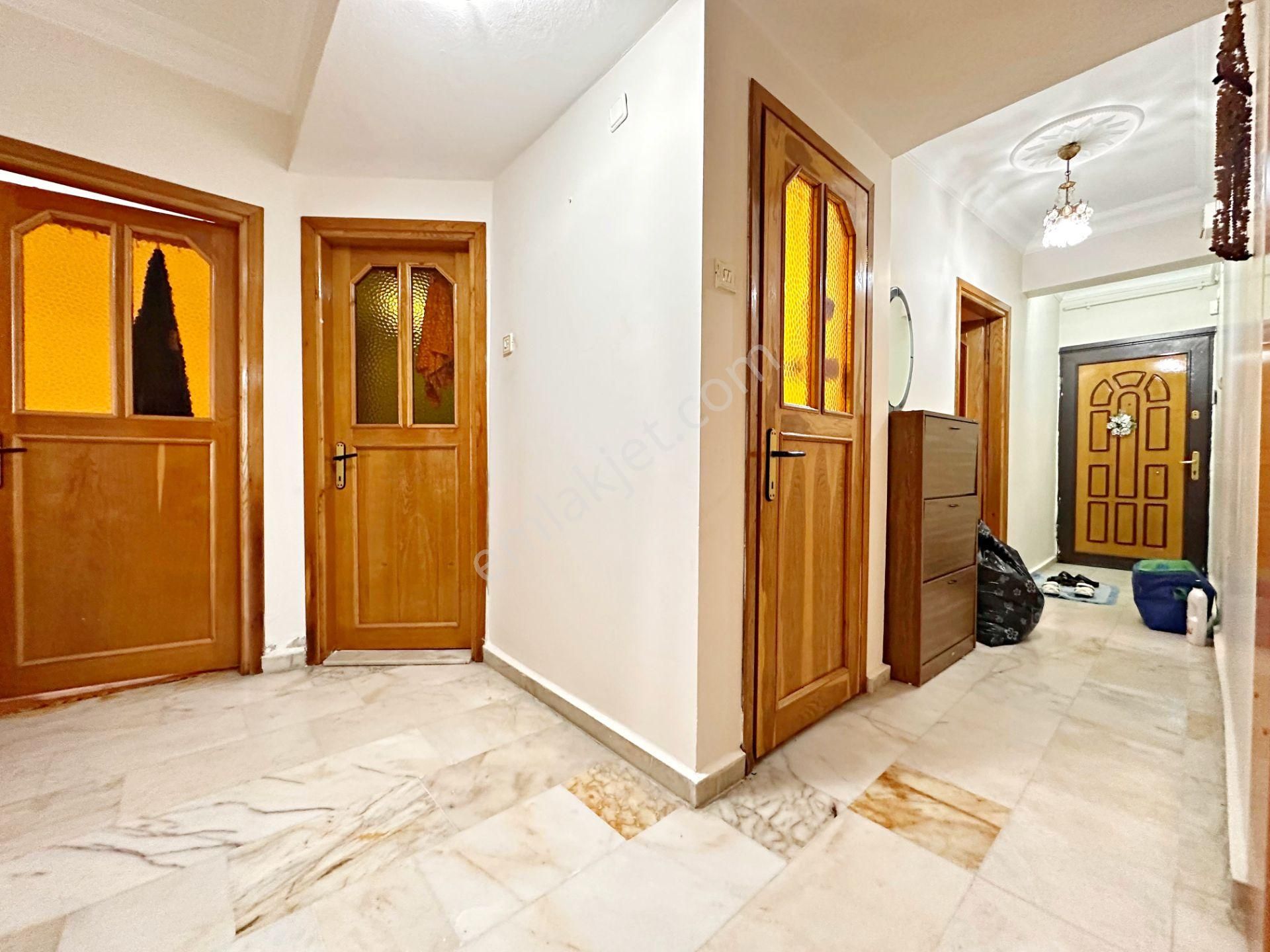 Marcity'den Çamlık Cad.üzeri Köşe Asansörlü 3+1 115m2 Daire - Görsel 14