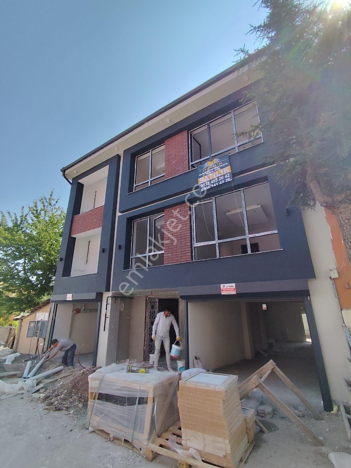 Büyükdere Mahallesi Satılık Sıfır 1+1 Apart