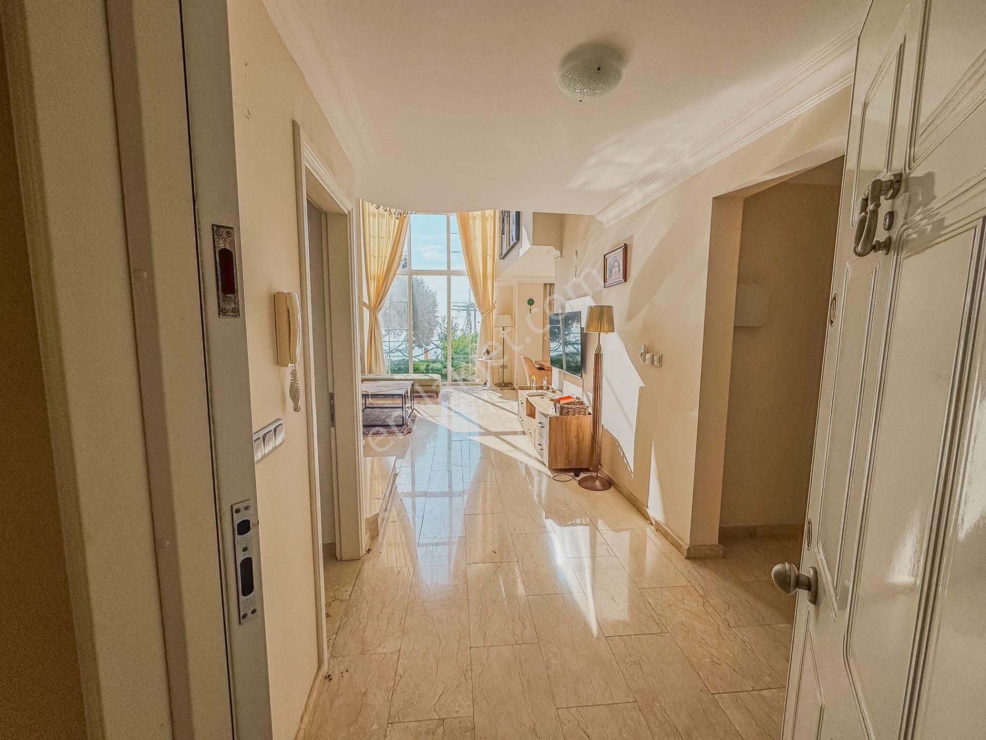 Alanya Tepe Mah. 4+1 Müstakil Villa Deniz Doğa Şehir Kale Manzaralı - Görsel 9