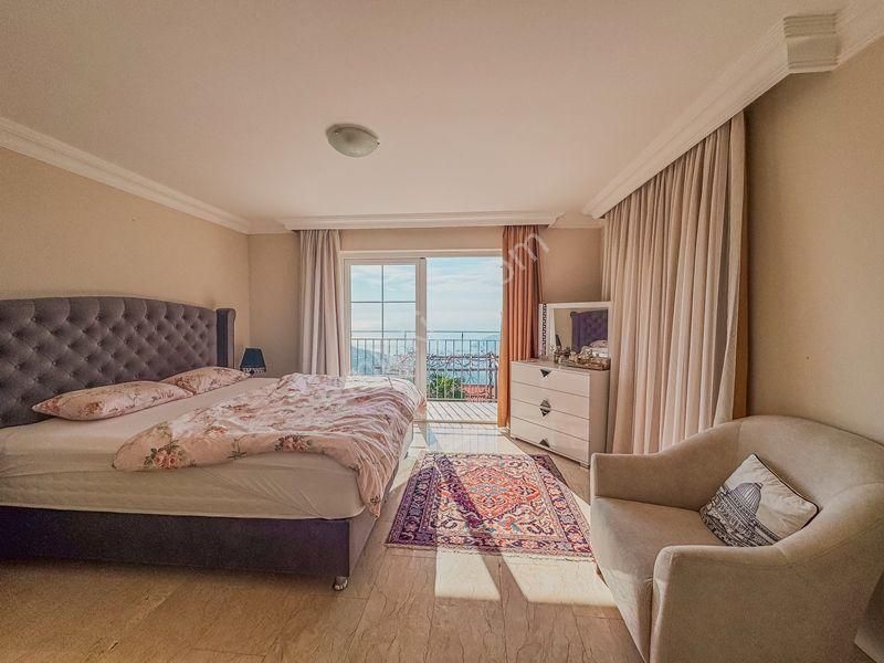 Alanya Tepe Mah. 4+1 Müstakil Villa Deniz Doğa Şehir Kale Manzaralı - Görsel 10