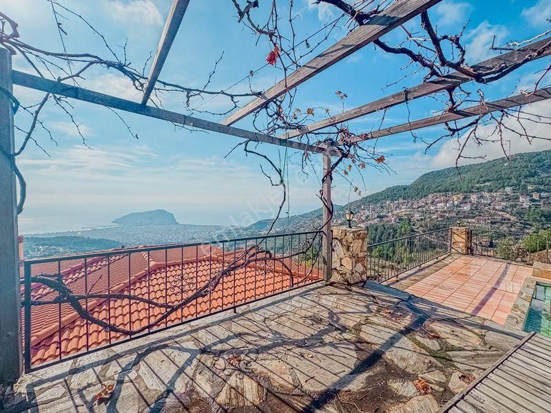 Alanya Tepe Mah. 4+1 Müstakil Villa Deniz Doğa Şehir Kale Manzaralı - Görsel 28