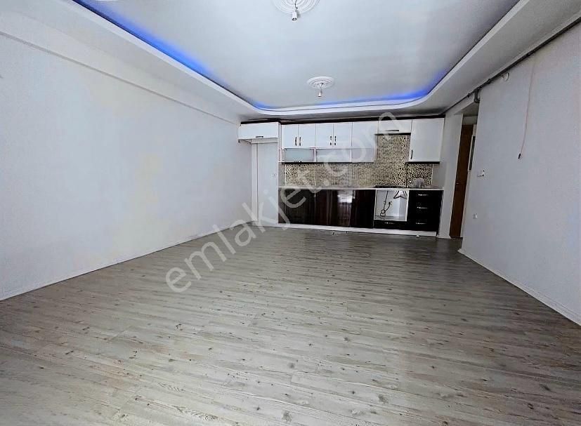 İzmir Torbalı Ayrancılar Merkezde Acill Satılık 2+1 Y.giriş Daire D.gazlı