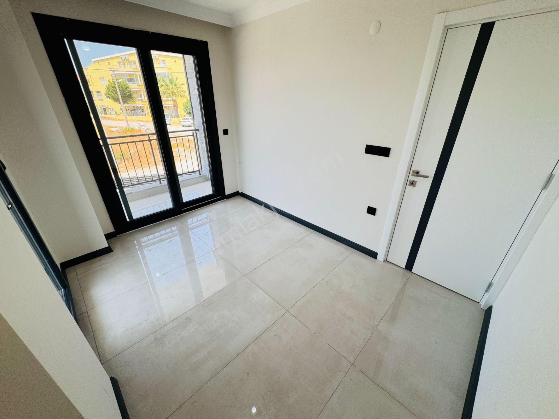 Didim'de Havuzlu Site İçinde 3+1 Ön Cephe Sıfır Villalar - Görsel 14