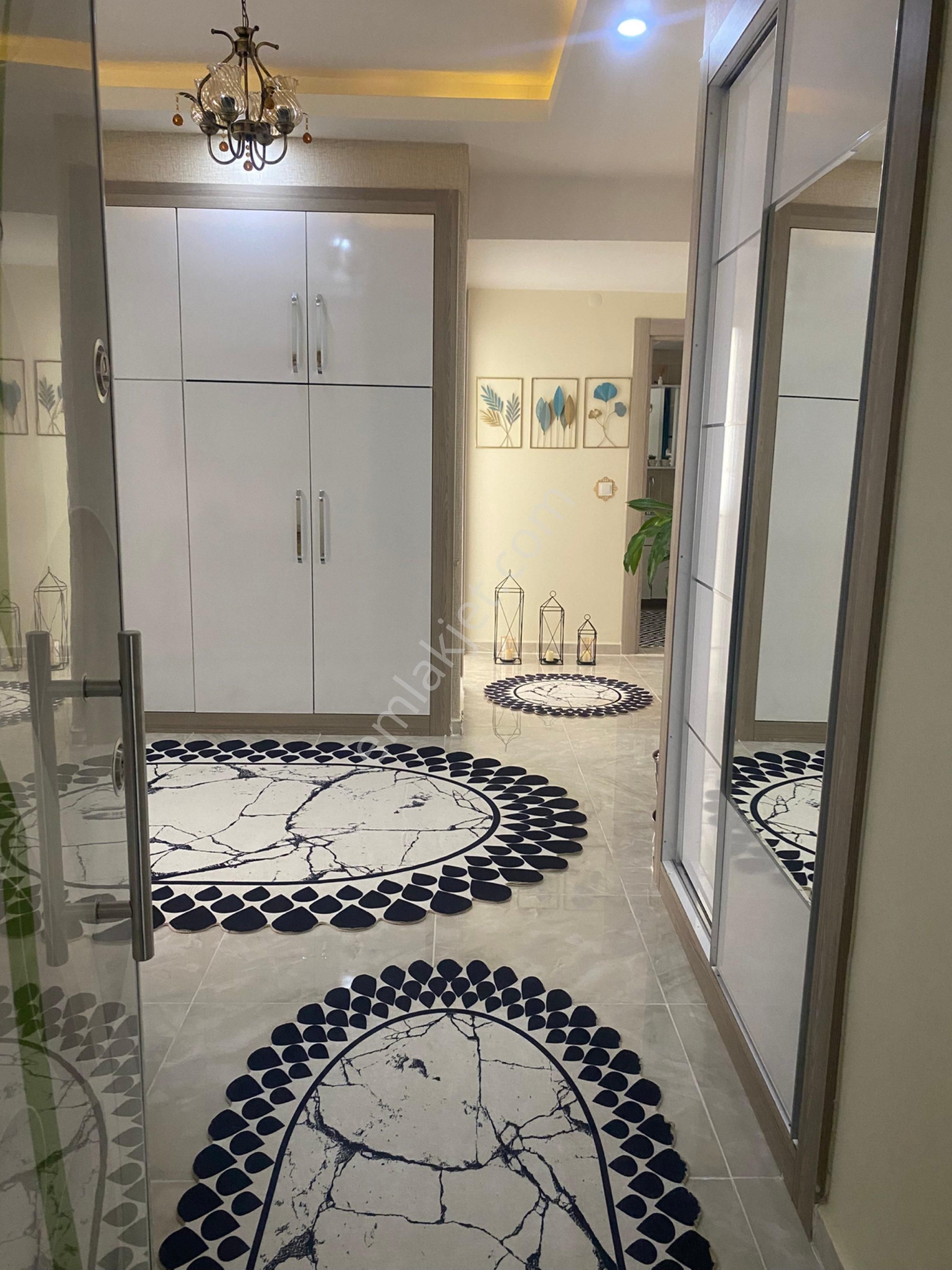 Gökkusagı Villalar Arkasında Satılık Daire