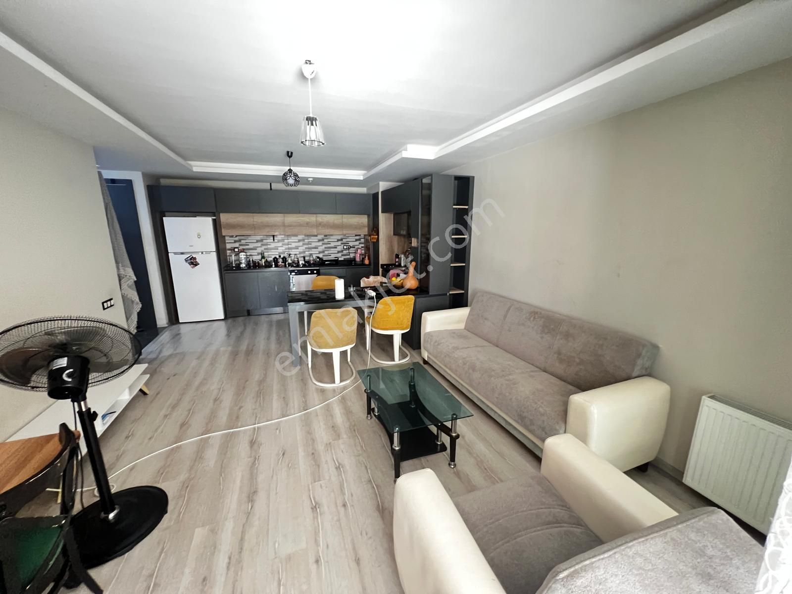 Prestijden Mezitli Merkez'de Doğalgazlı Asansörlü 5 Yaşın'da 2+1