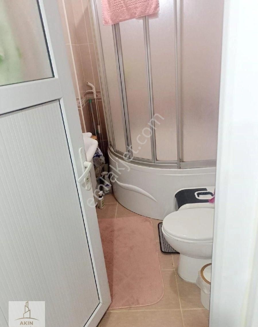 Küçükçekmece Söğütlüçeşme'de 3+1 Satılık Daire - Görsel 5