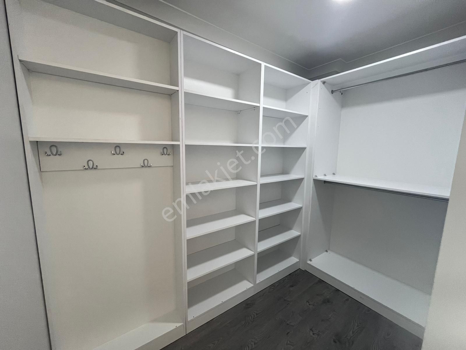 Ata Gayrimenkul'den Çeşmelide Havuzlu 4+1 Müstakil Bahçeli Lüks Villa - Görsel 26