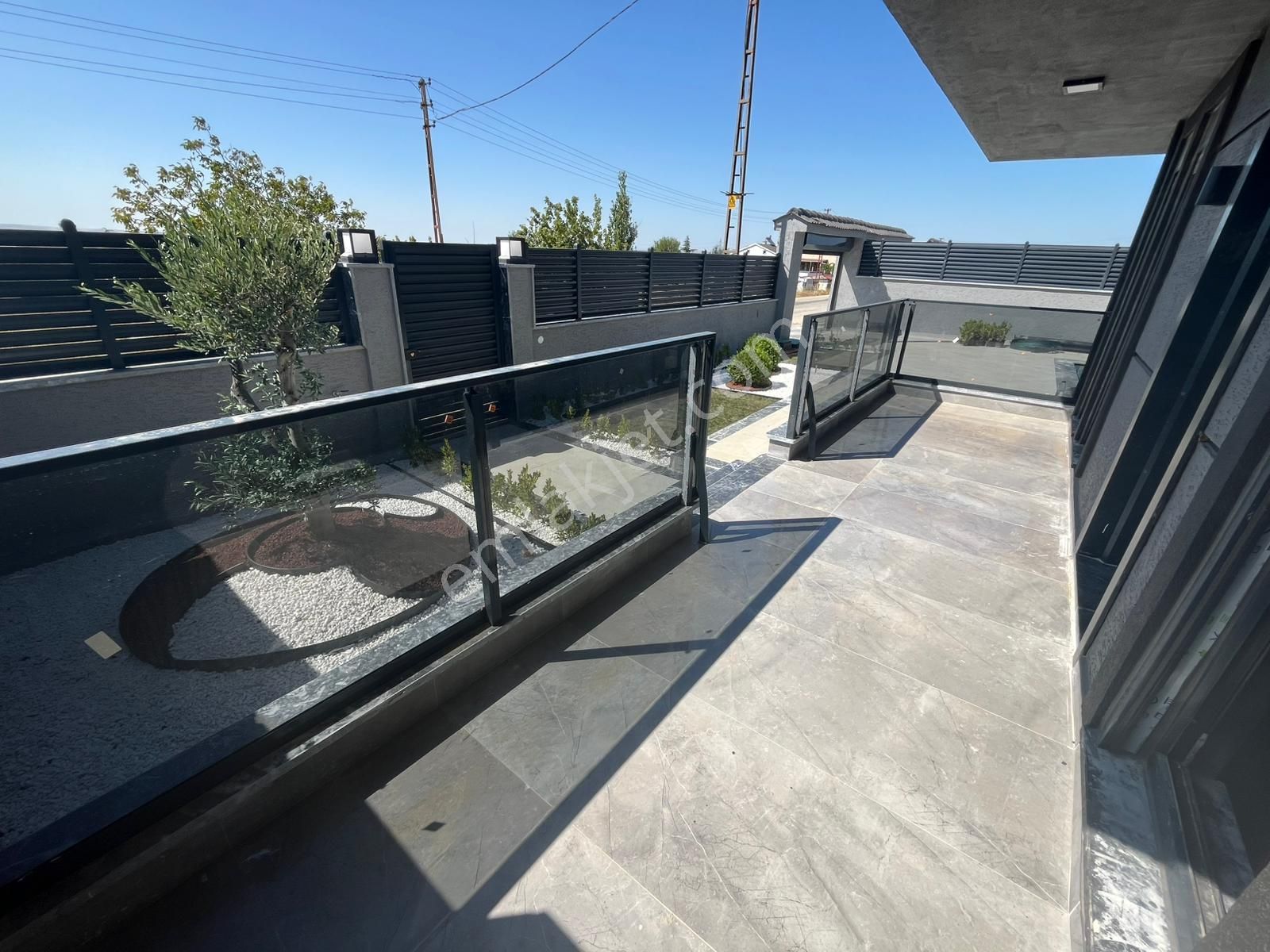 Ata Gayrimenkul'den Çeşmelide Havuzlu 4+1 Müstakil Bahçeli Lüks Villa - Görsel 13