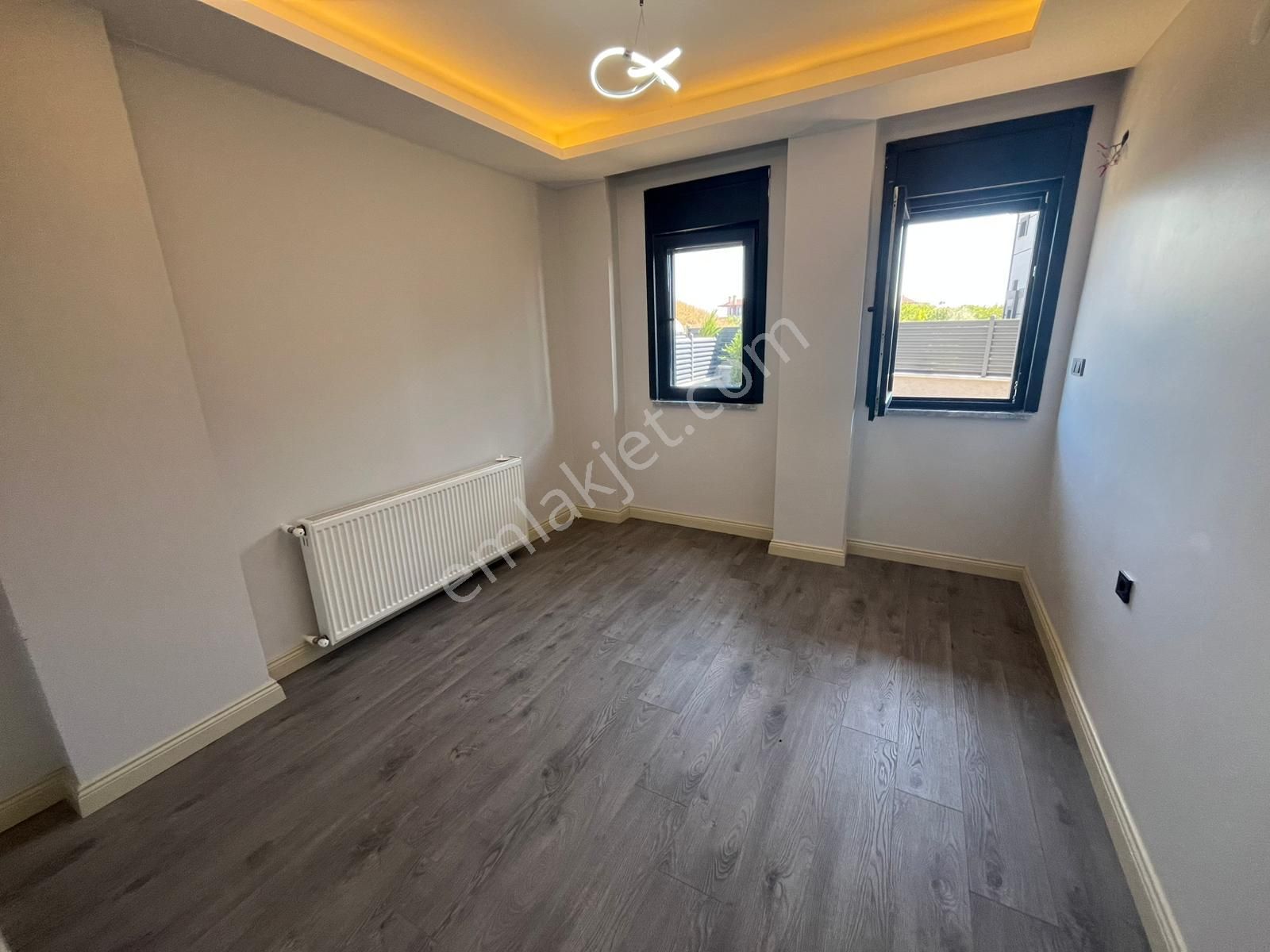 Ata Gayrimenkul'den Çeşmelide Havuzlu 4+1 Müstakil Bahçeli Lüks Villa - Görsel 21