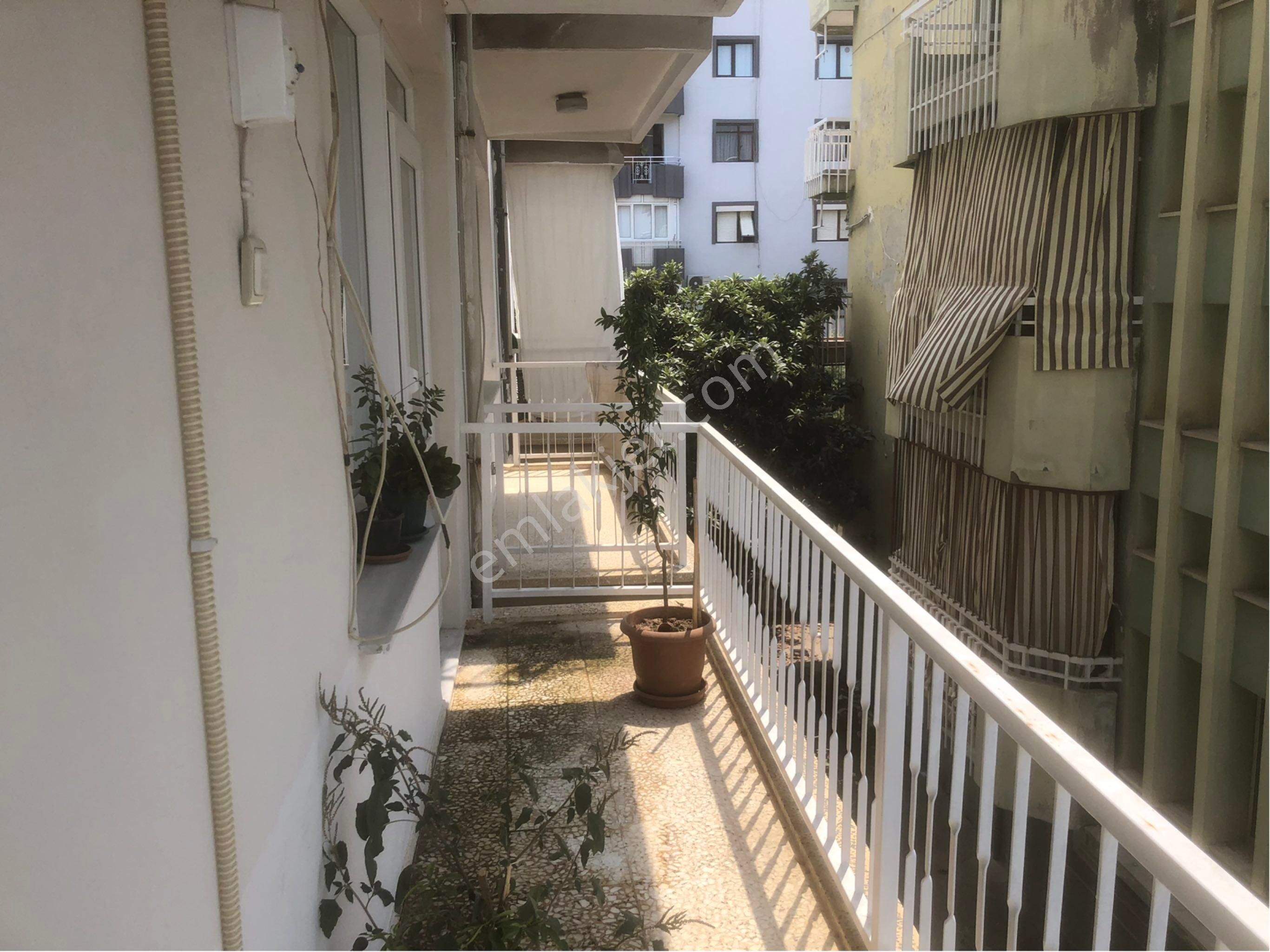 Sağlık Mahallesinde Ara Kat Satılık Daire - Görsel 5