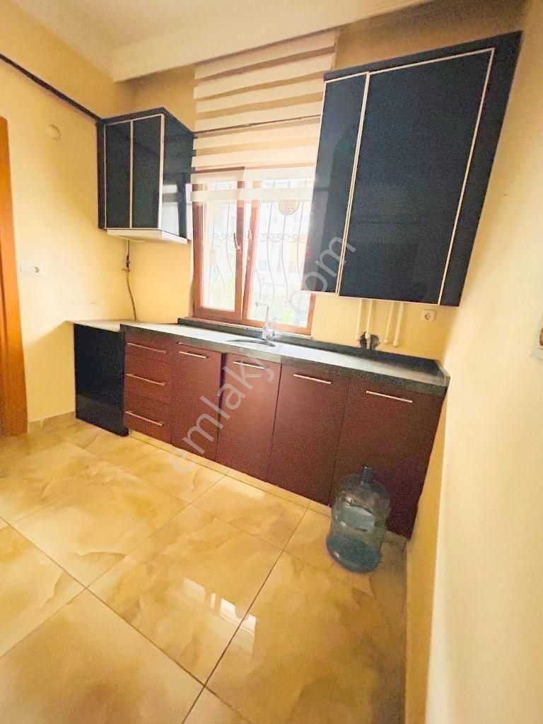 Küçükyalı Merkezi Konumda Ayrı Mutfaklı Öncephe 1+1 - Görsel 11