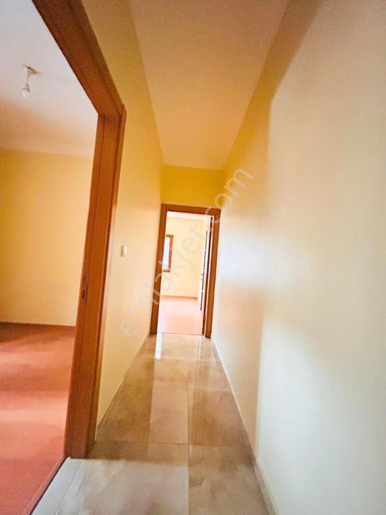 Küçükyalı Merkezi Konumda Ayrı Mutfaklı Öncephe 1+1 - Görsel 14