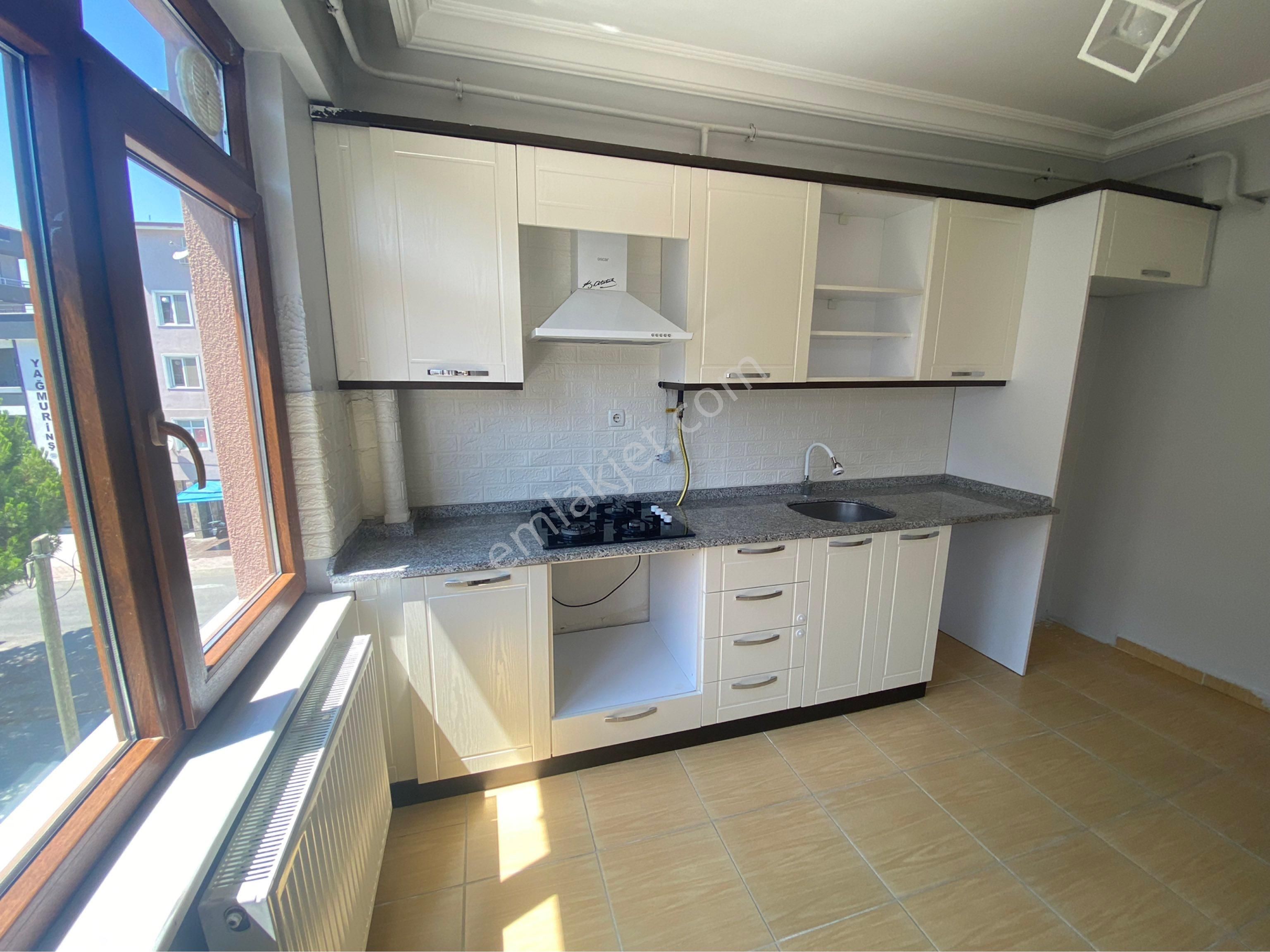 “demirol’dan” Altınova’da Güzel Ve Kullanışlı Kiralık 2+1 Daire