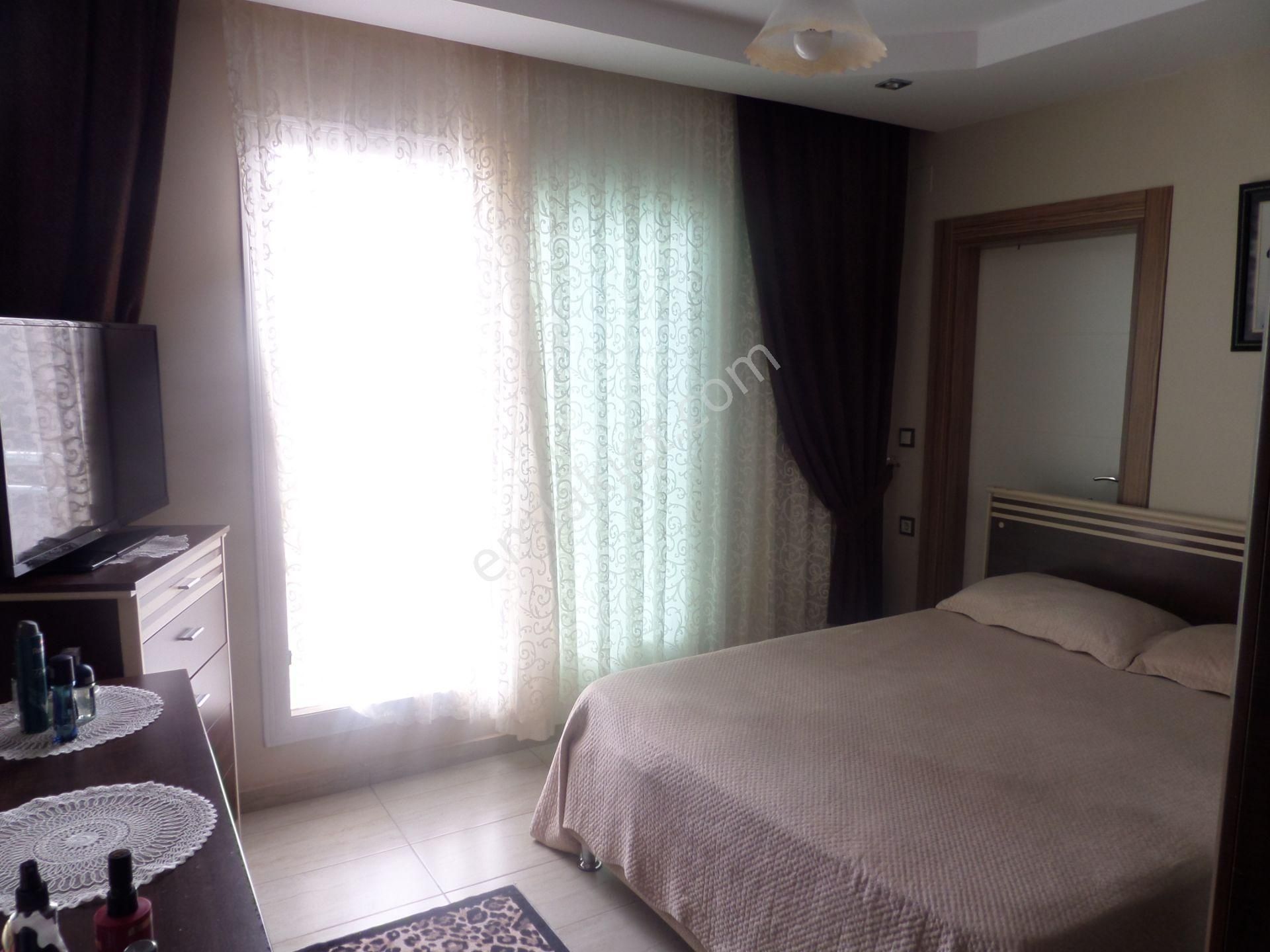 100.yılda,kriminal Civarı,3.kat,3+1,kapalı Mut.satılık Daire - Görsel 18