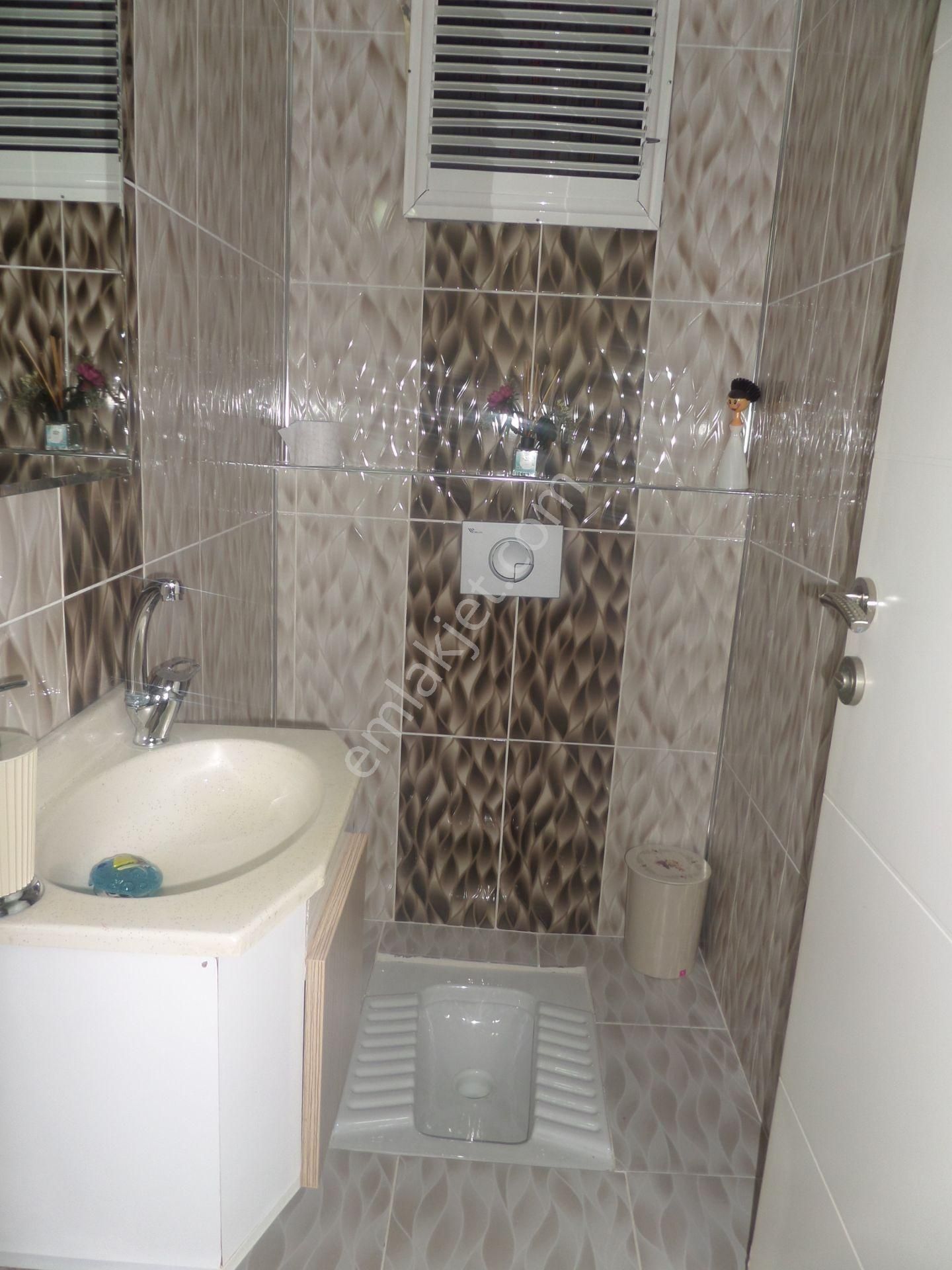 100.yılda,kriminal Civarı,3.kat,3+1,kapalı Mut.satılık Daire - Görsel 12