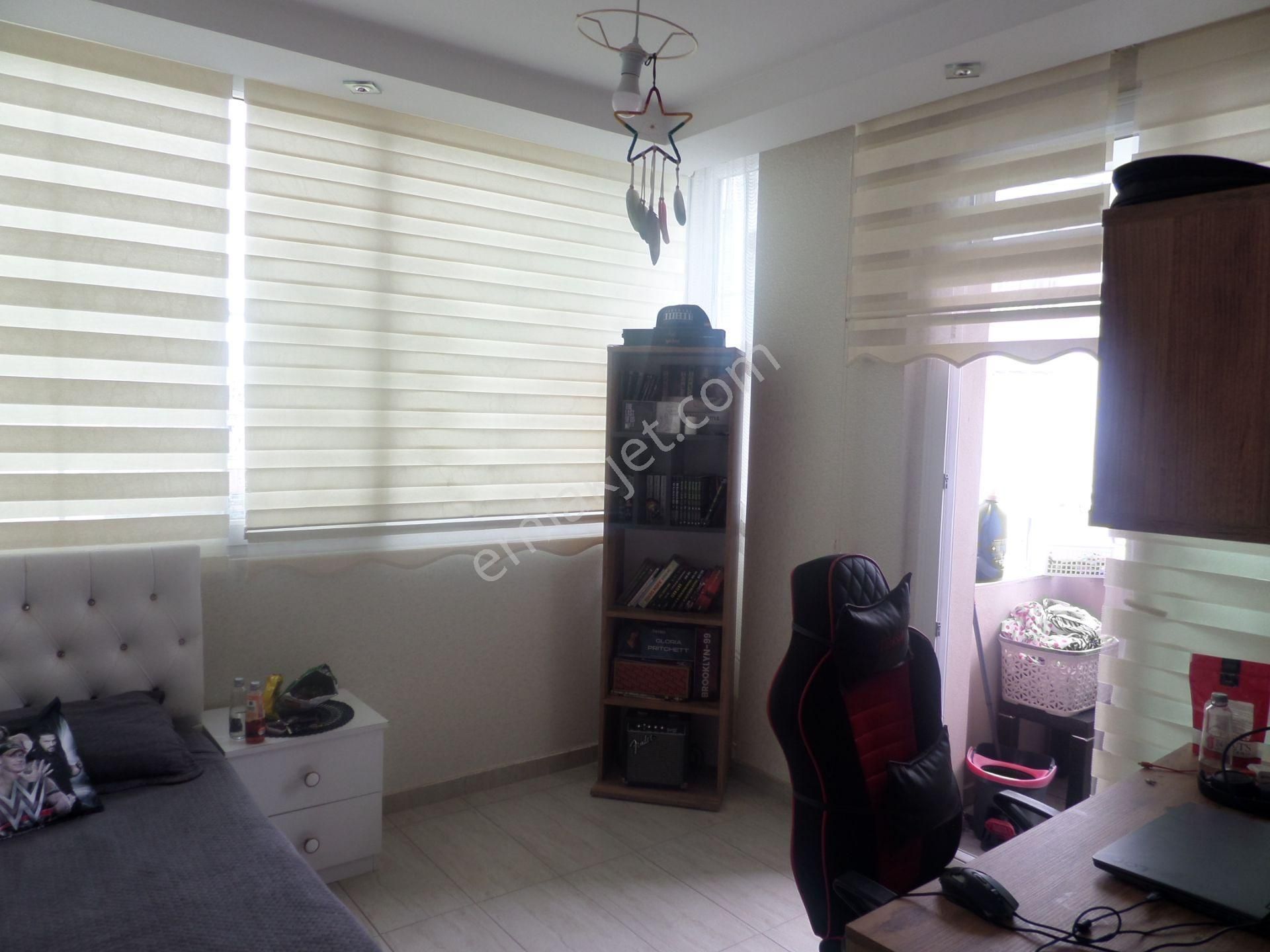 100.yılda,kriminal Civarı,3.kat,3+1,kapalı Mut.satılık Daire - Görsel 15