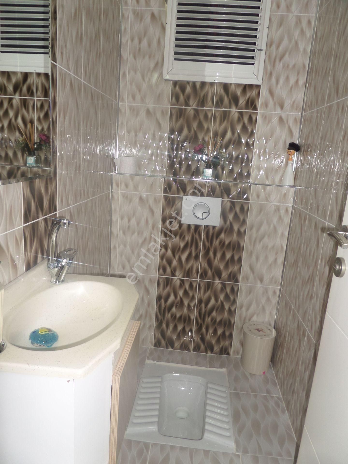 100.yılda,kriminal Civarı,3.kat,3+1,kapalı Mut.satılık Daire - Görsel 13