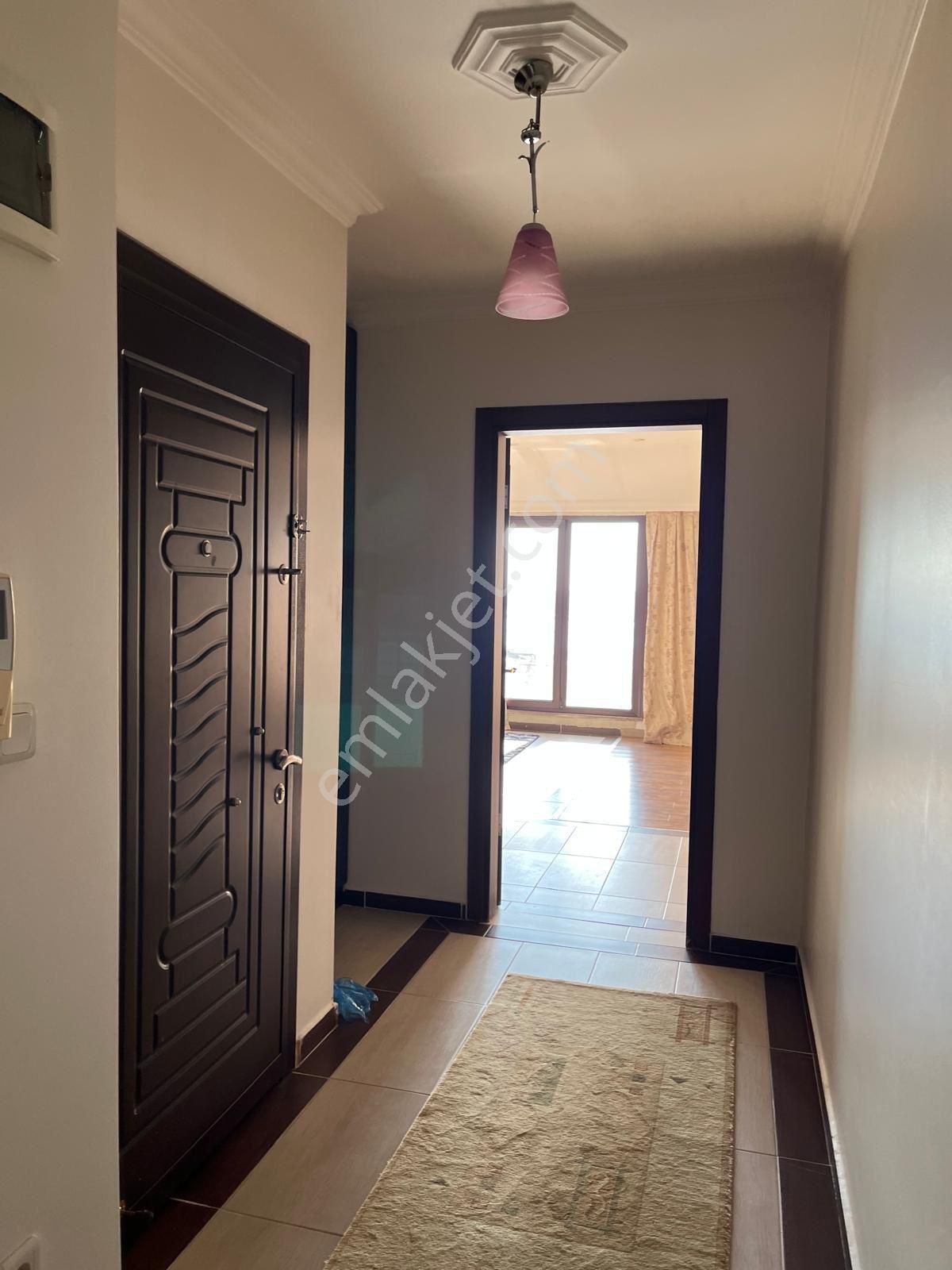 Büyükçekmece Cumhuriyet Mah Yeni Binada Deniz Manzaralı Eşyalı 2+1 Kiralık Teras - Görsel 15
