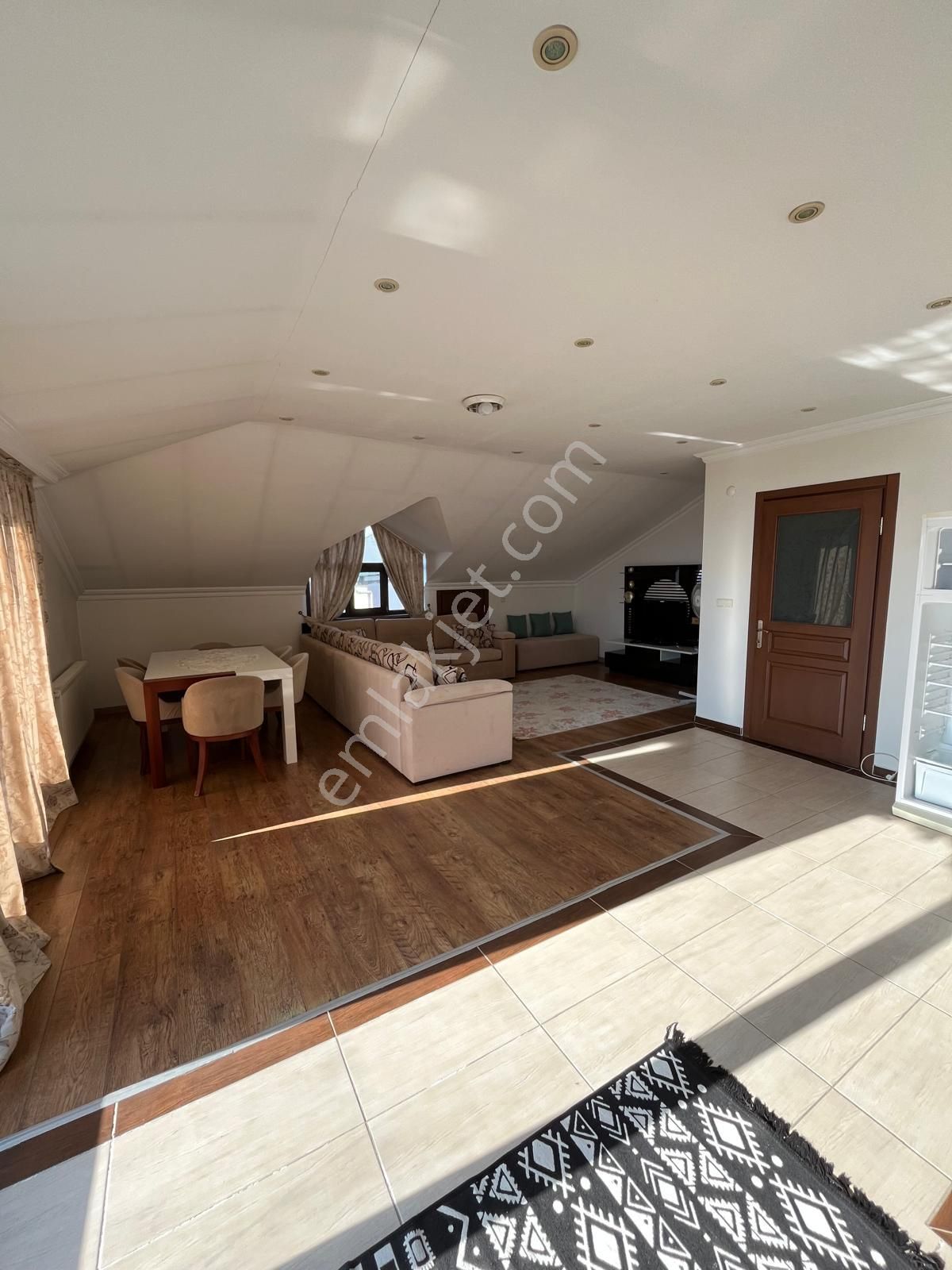 Büyükçekmece Cumhuriyet Mah Yeni Binada Deniz Manzaralı Eşyalı 2+1 Kiralık Teras - Görsel 11