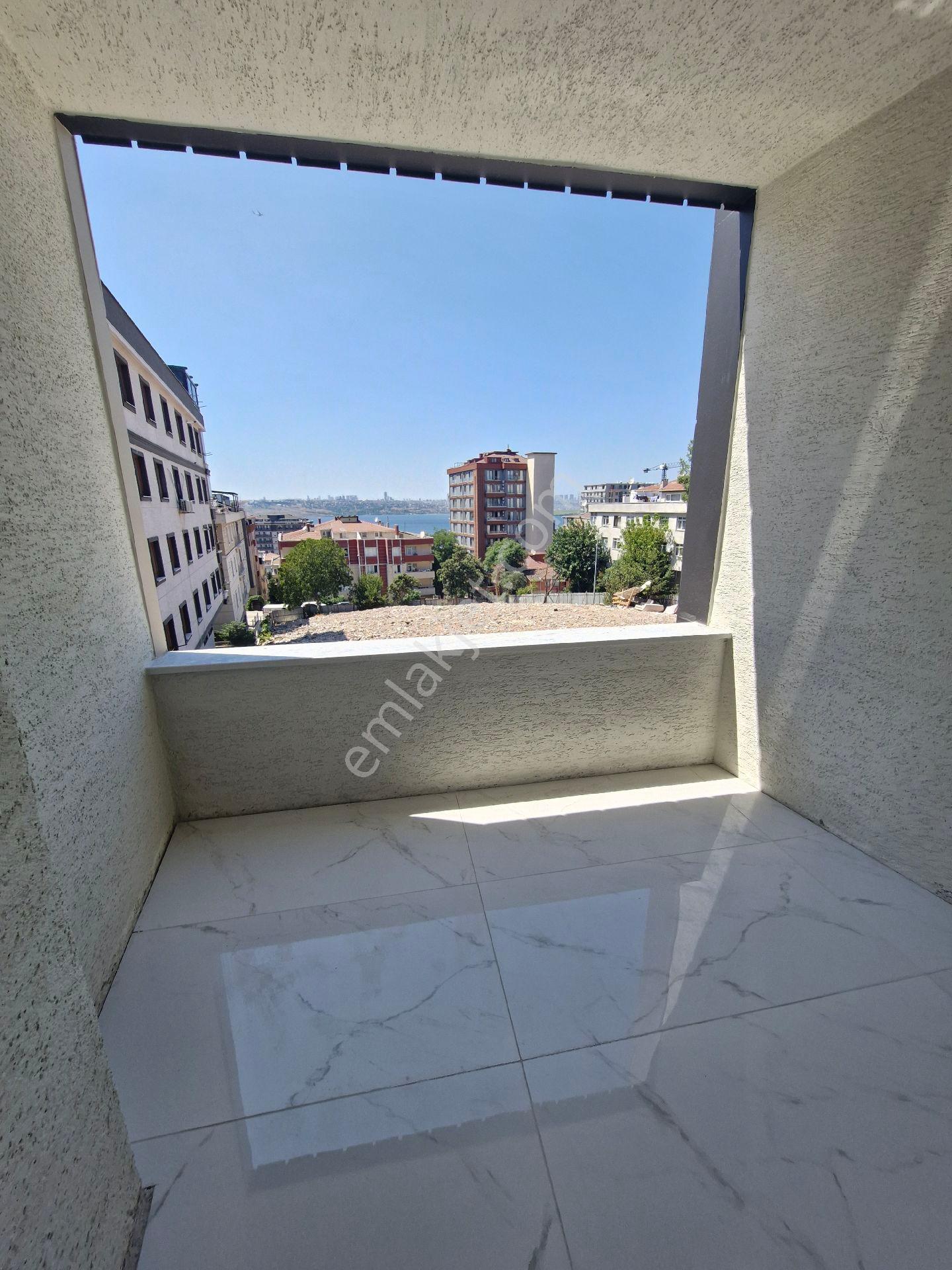 Küçükçekmece Cumhuriyet Mah. Satılık 95 M2 Sıfır 2+1 Otoparklı Arakat - Görsel 6