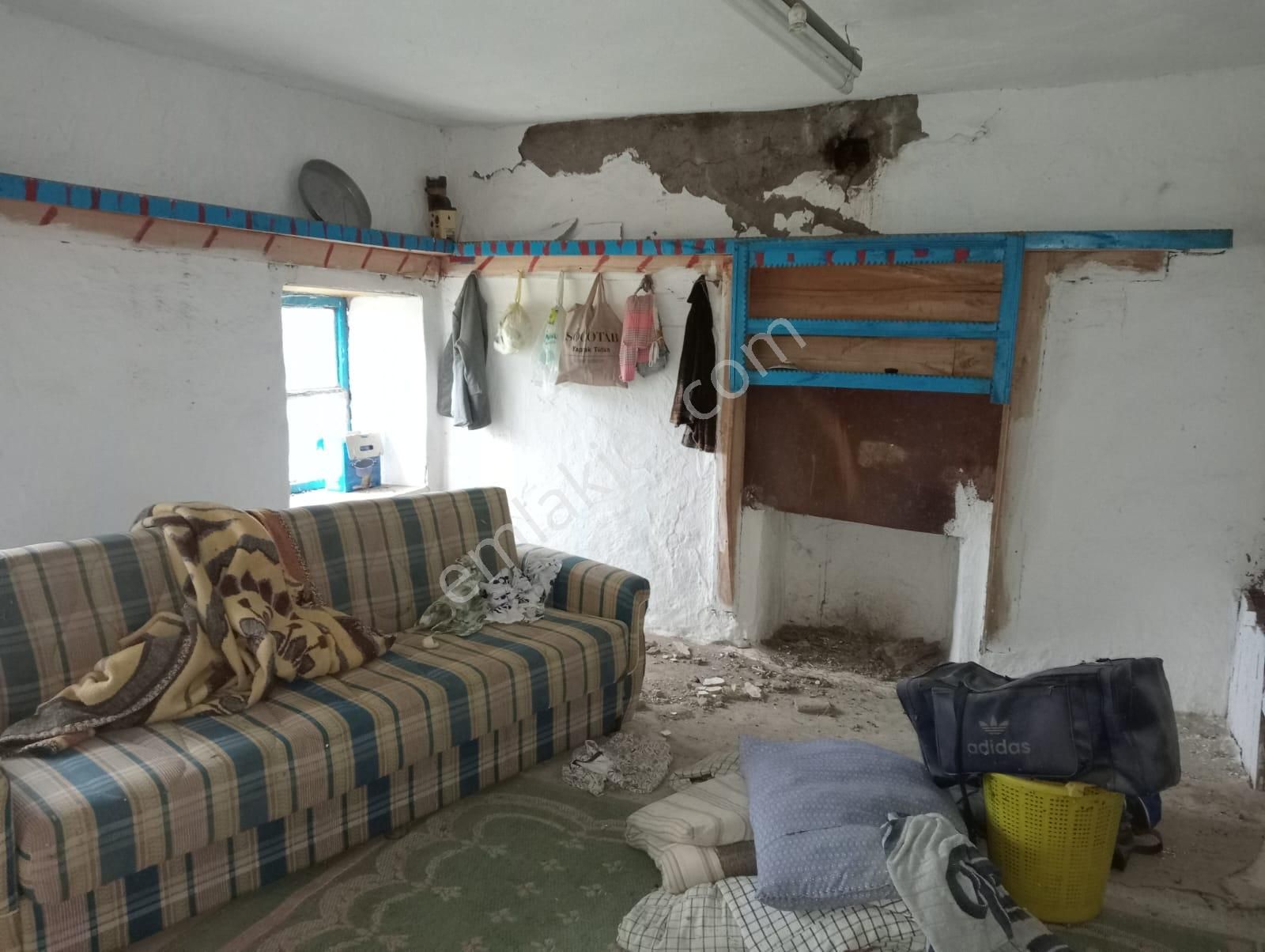 Durmuşlarda 862 M2 Bahçe İçinde Müstakil Ev - Görsel 9