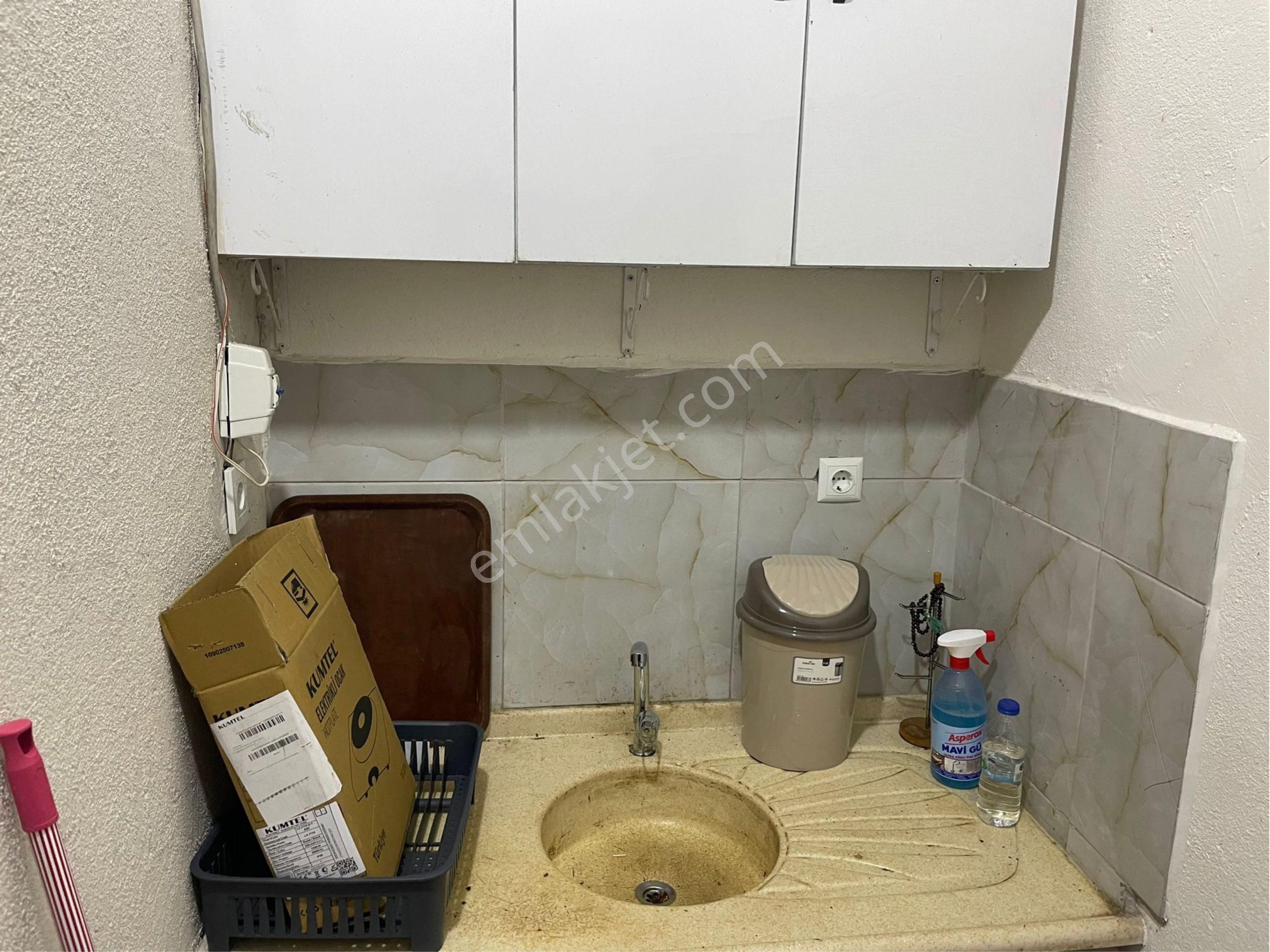 Çarşı Merkezde 1 Kişilik Eşyalı 1+0 Daire
