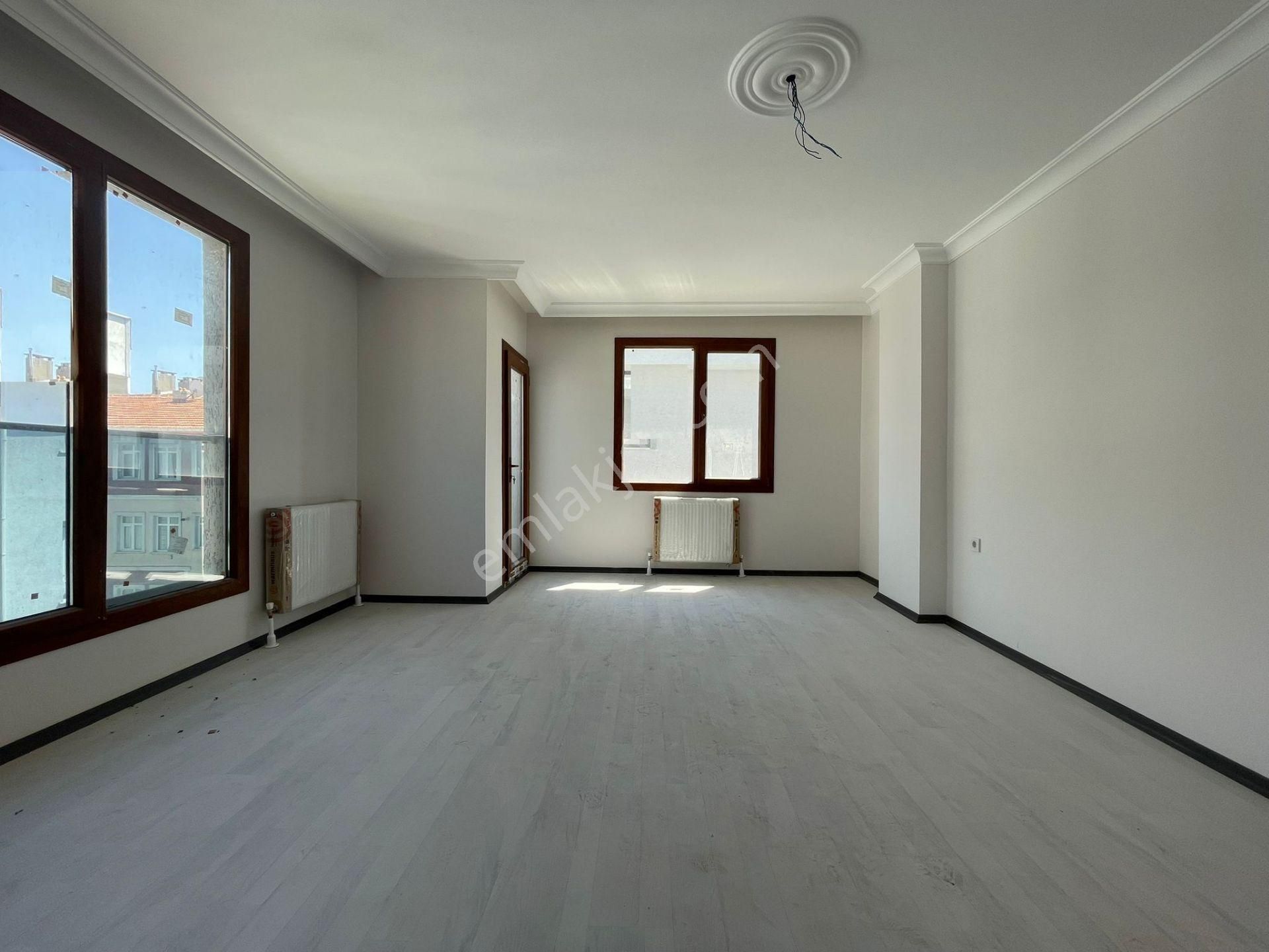 Bahçelievler Basınsitesi Merkez Yakını Sıfır Binada 4+1 Dublex - Görsel 32