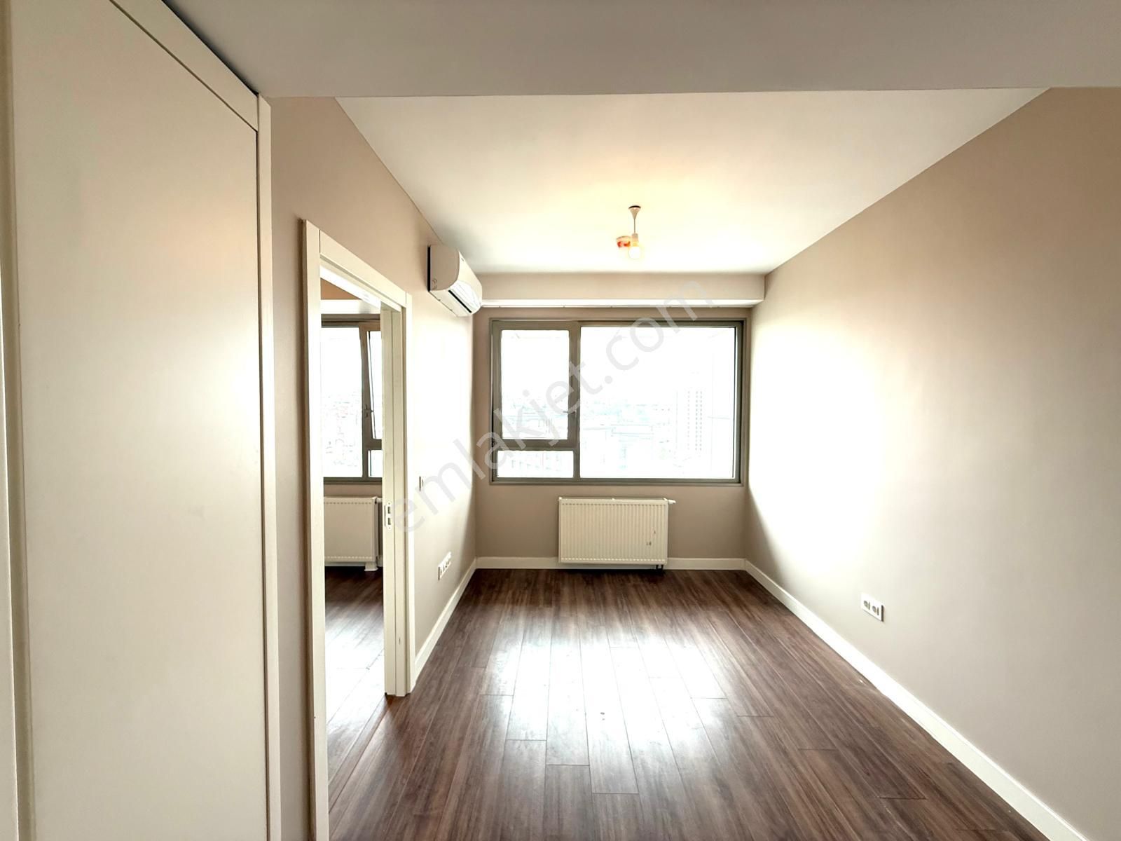 Satış Ve Kiralama Ofisinden Boş Kiralık 1+1 Daire