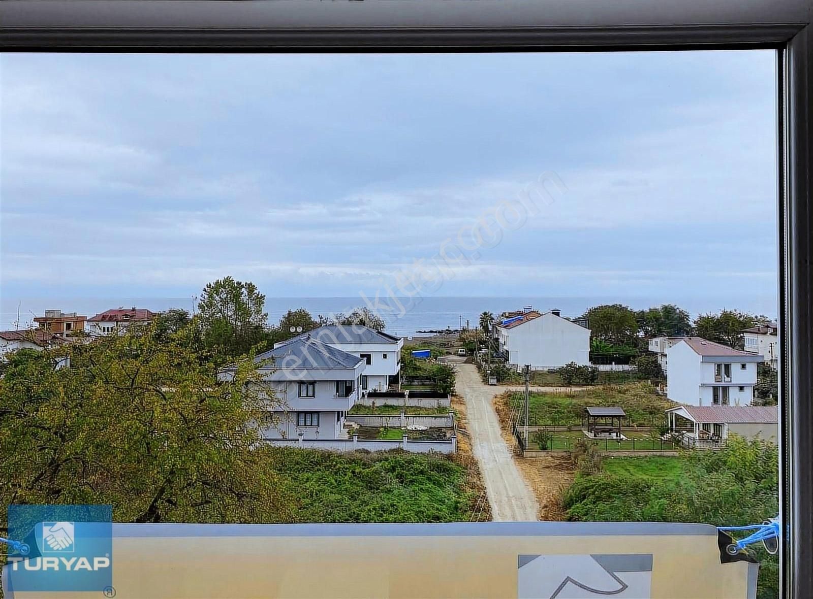 Deniz Manzaralı Eşyalı 2+1 Kiralık Daire