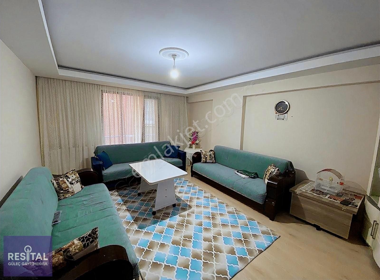 Bağlarbaşı Merkezde Satılık 3+1 Daire