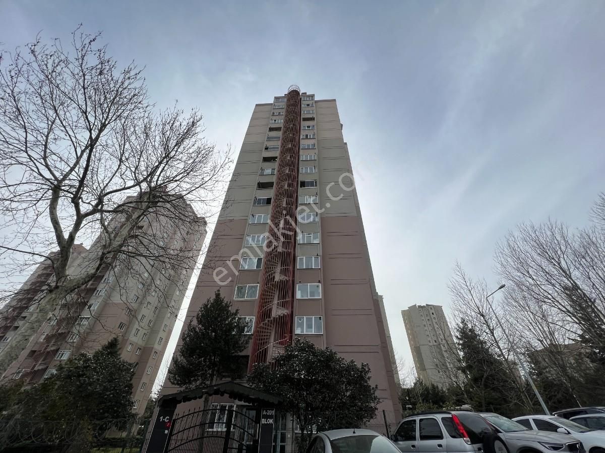 Halkalı Atakent 2.etapta 3+1 Satılık 95m2 Daire