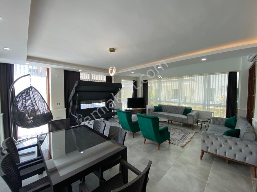 Aclass'dan Kusadasında Satılık Özel Havuz / Otopark 500 M2 Bahçe-asansorlu-5+1 Tamamı Müstakil - Görsel 26